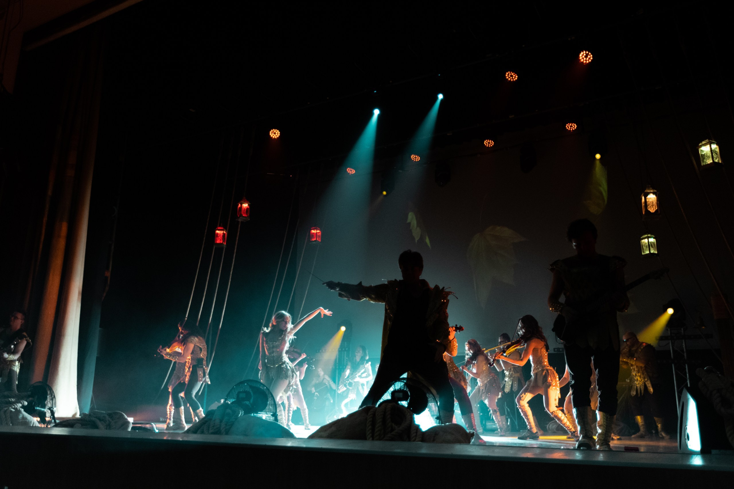 Первый в мире танцующий оркестр«Concord Orchestra». Обо мне