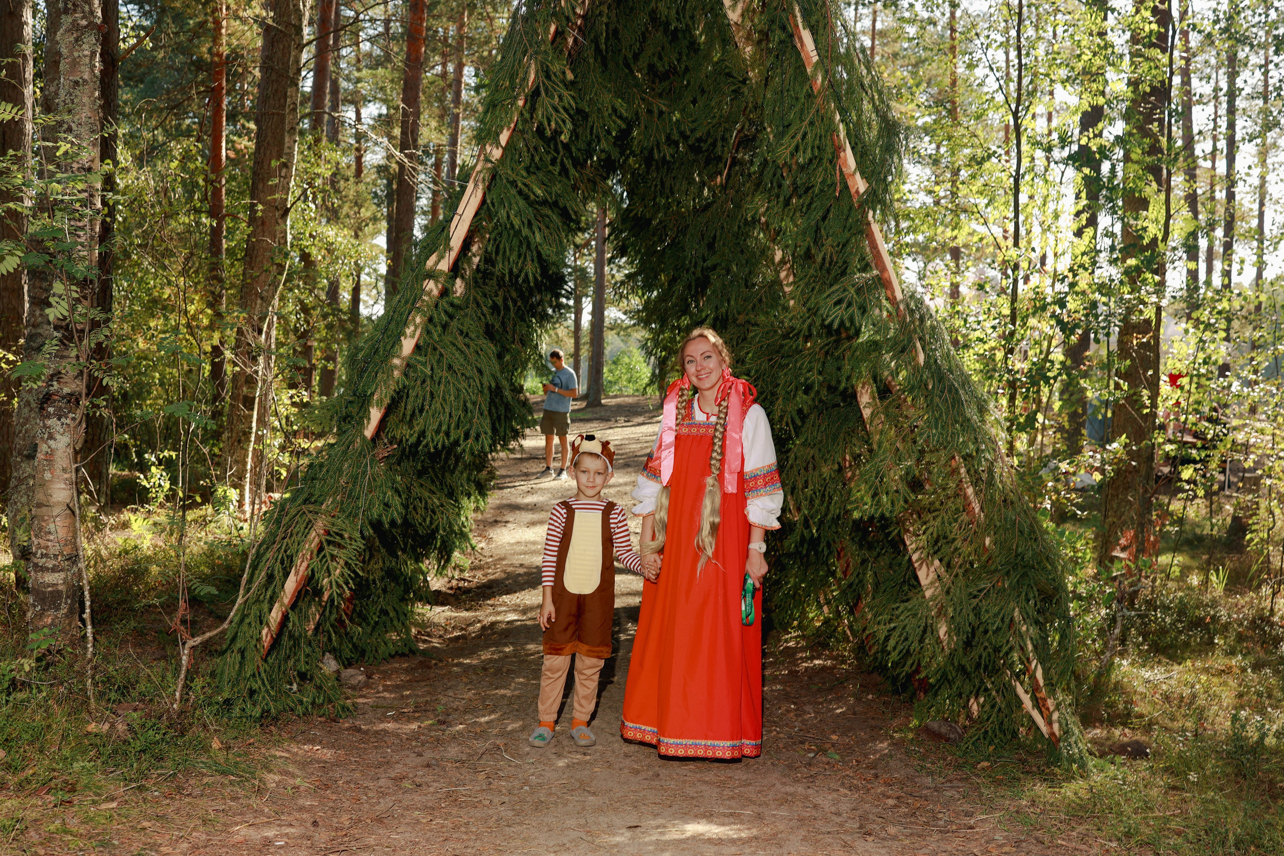 Фестиваль Hello Camper закрытие 2024. Репортажный и портретный фотограф в Санктпетербурге. Видиосъемка мероприятий в Санкт-Петербурге