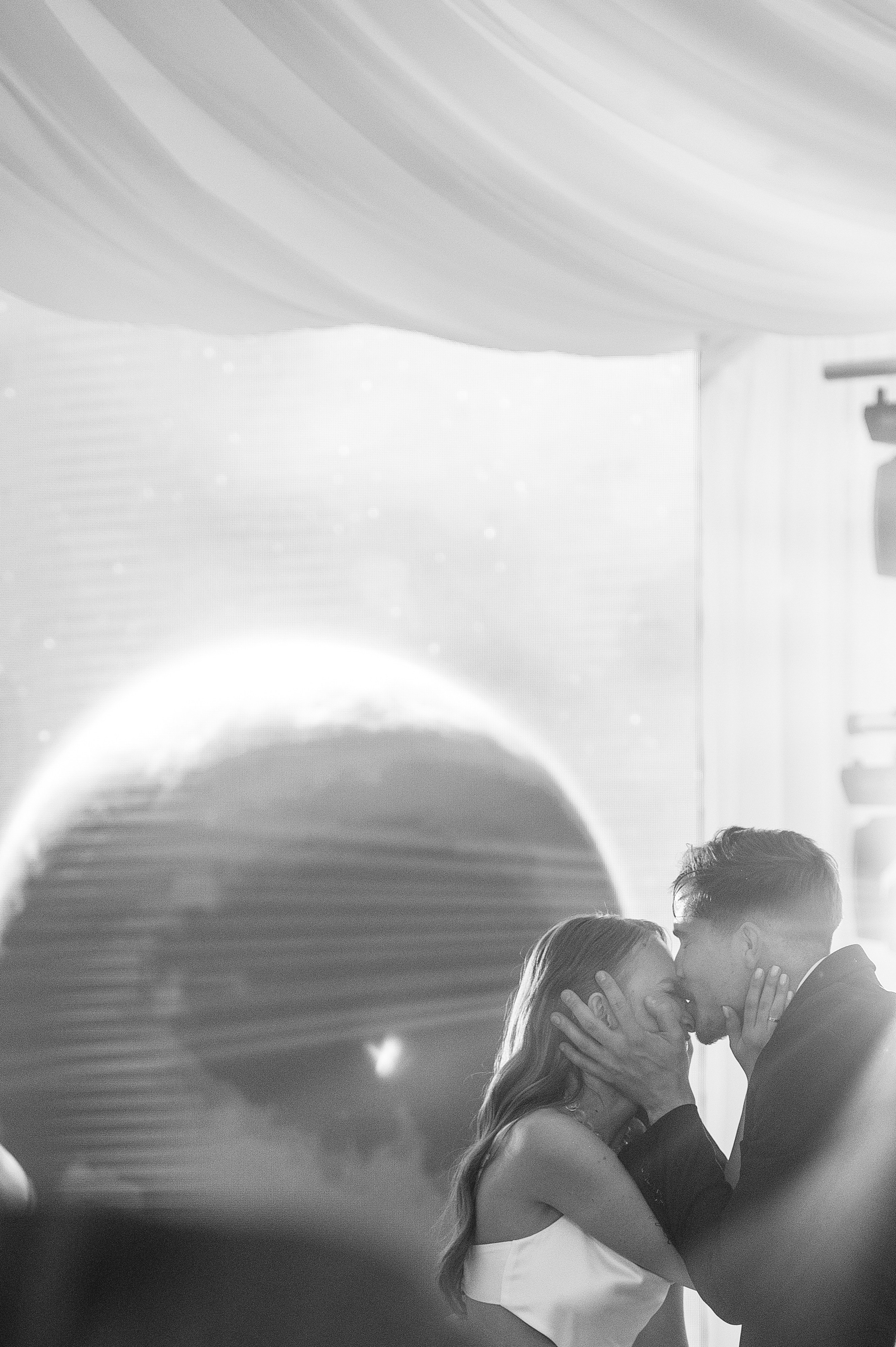 Вот такая заварушка. Свадебный фотограф Саша Базенко