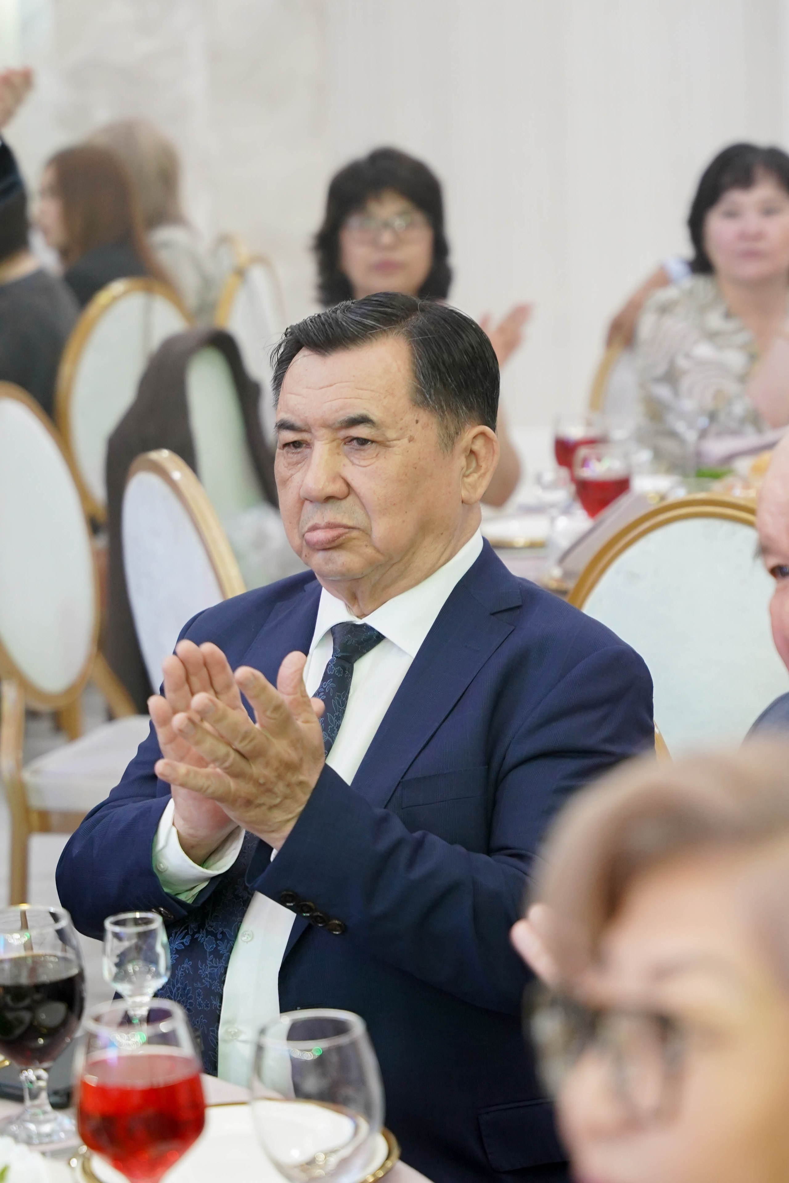 Dana uzatu. Фотограф Ернар Ержанов