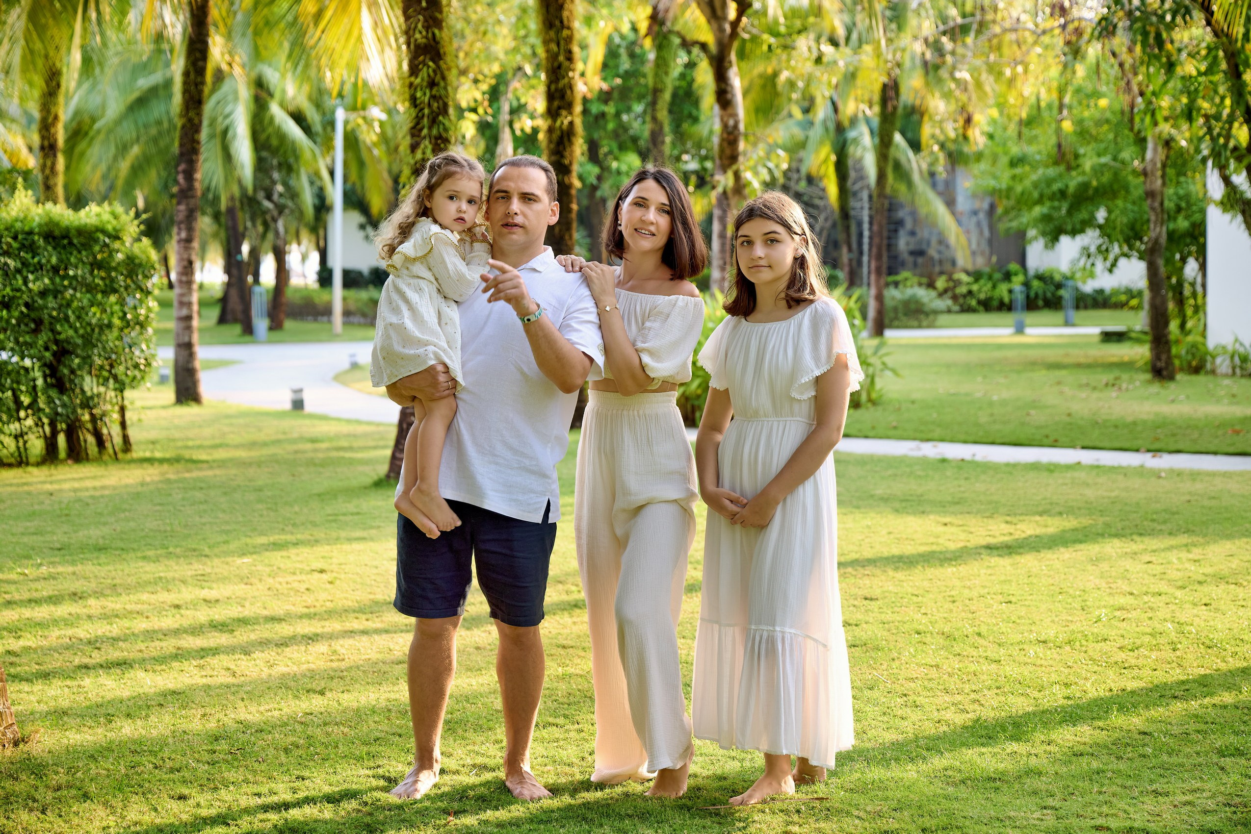 Family Photoshoot at WyndamGrand