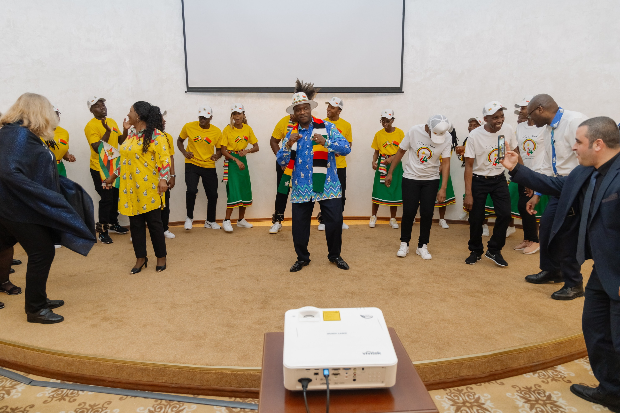 Фотосъемка делегации Посольства Зимбабве в Минске. Свадебный фотограф в Минске/Беларуси Сергей Спиридонов