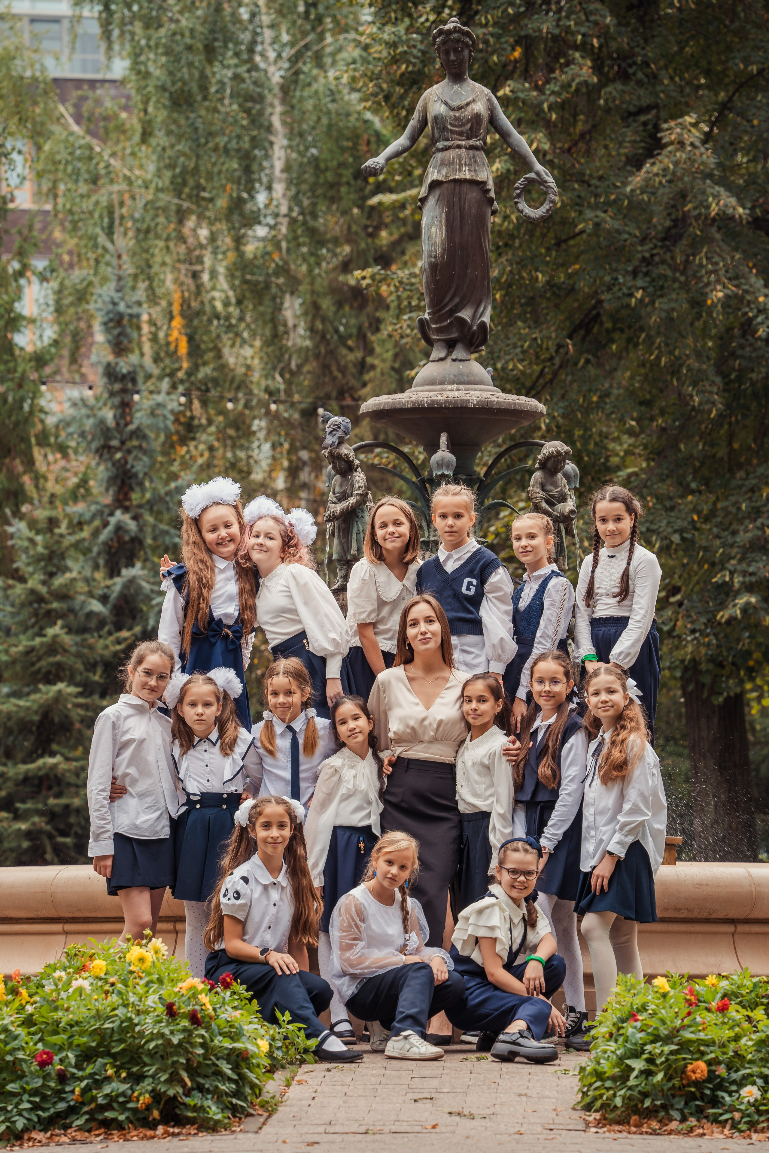 Начальные классы. Выпускные альбомы в Казани и Татарстане — Студия Azamat