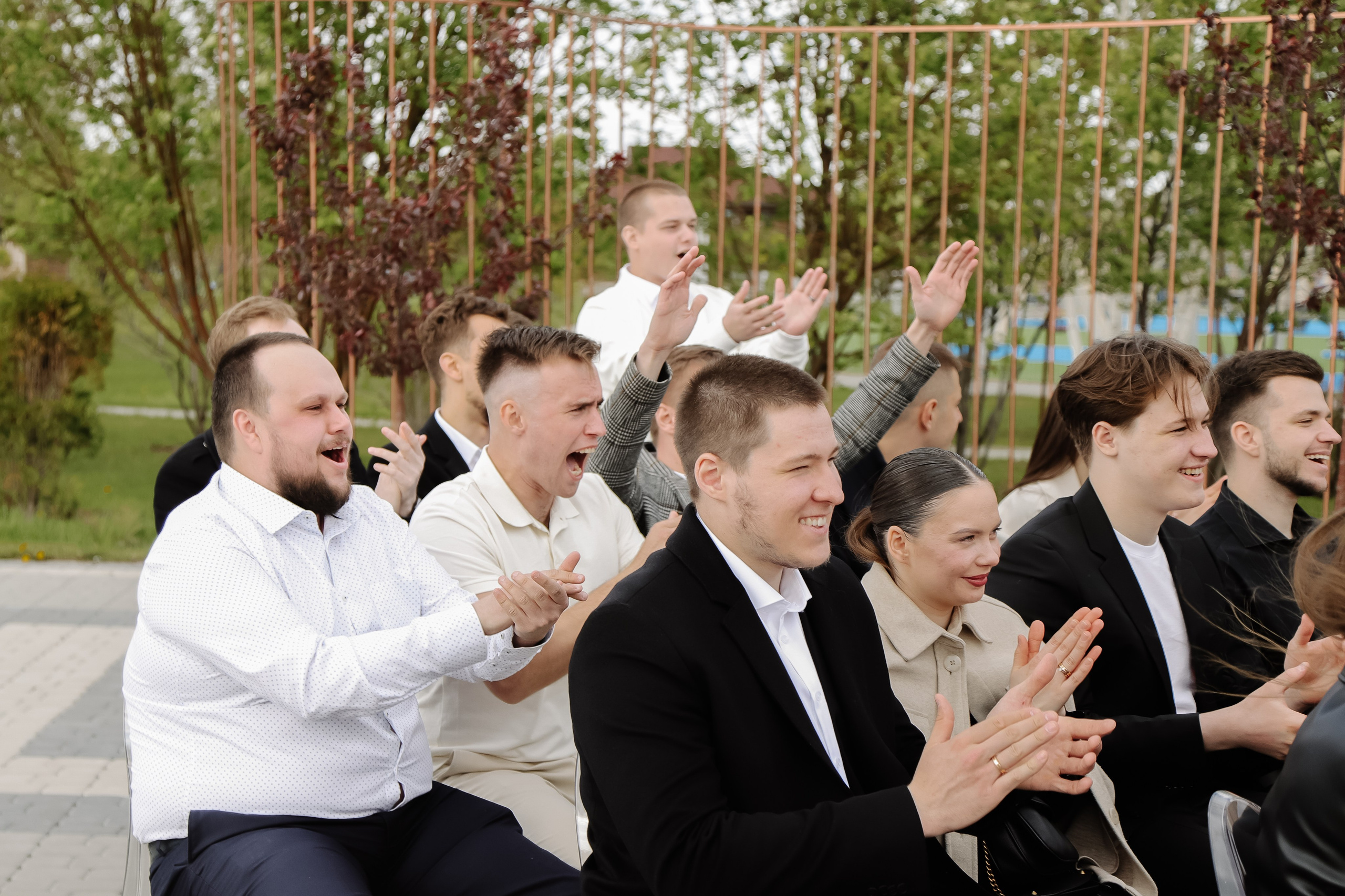 Земля смеётся цветами. Свадебный фотограф Челябинск Полина Чеботарь