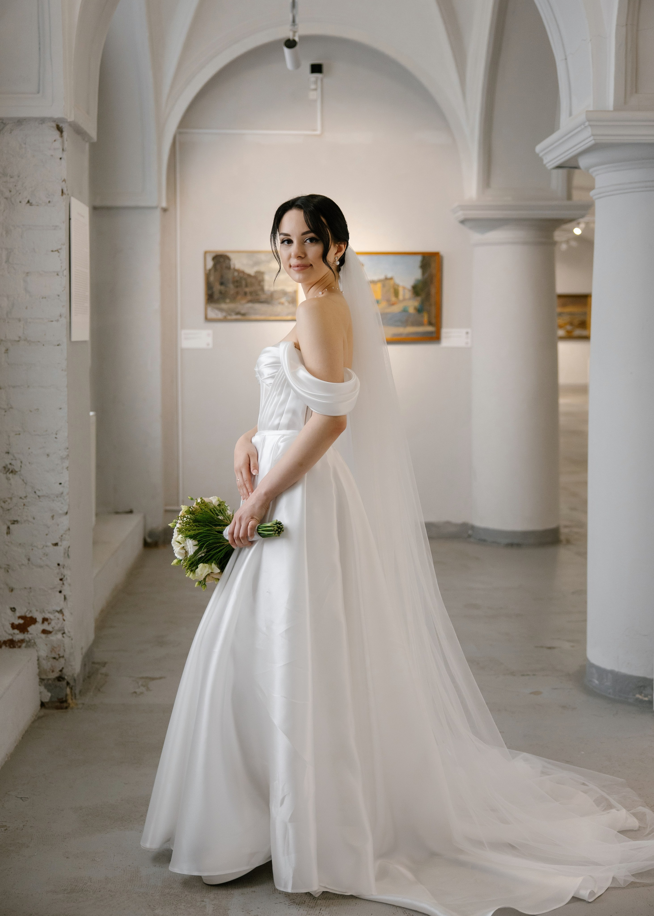 Дарина и Данил в музее изобразительных искусств. Свадебный фотограф в Калининграде Ольга Пасечник