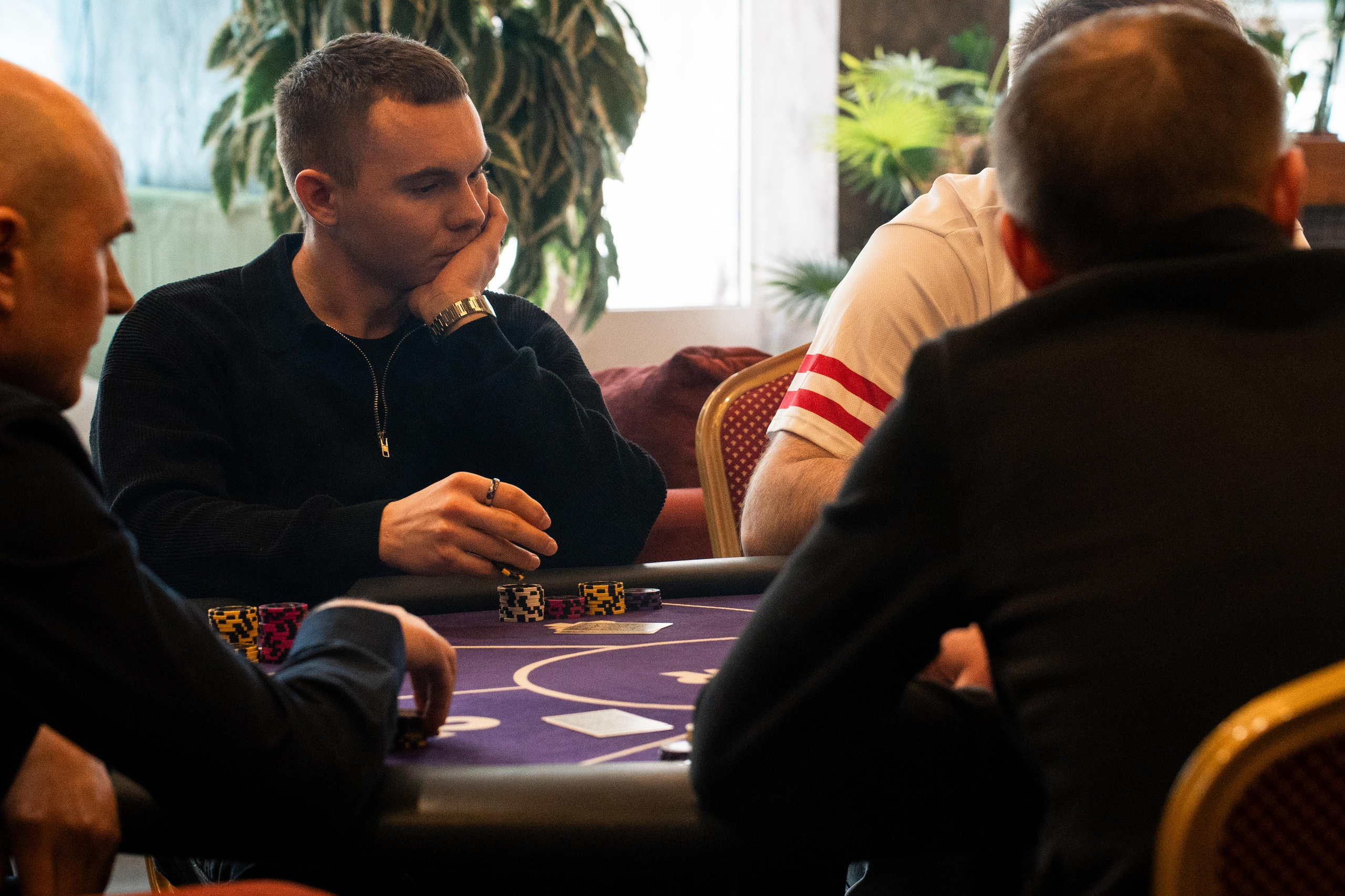 Joker Poker Club 28.02.2026. Коммерческий и художественный фотограф и видеограф в Москве Арсений Тургенев