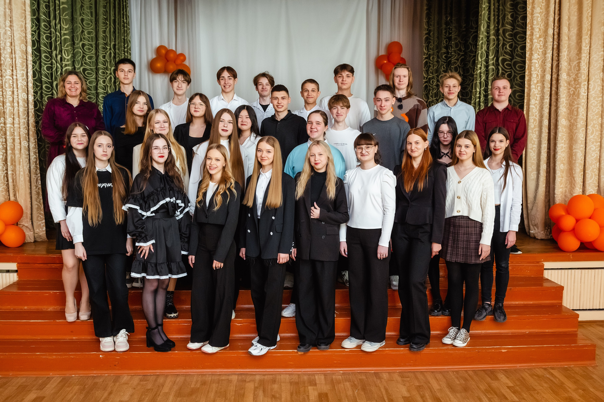 Выпускные школьные альбомы, детсадовские альбомы — Заречный, Пенза, Россия.