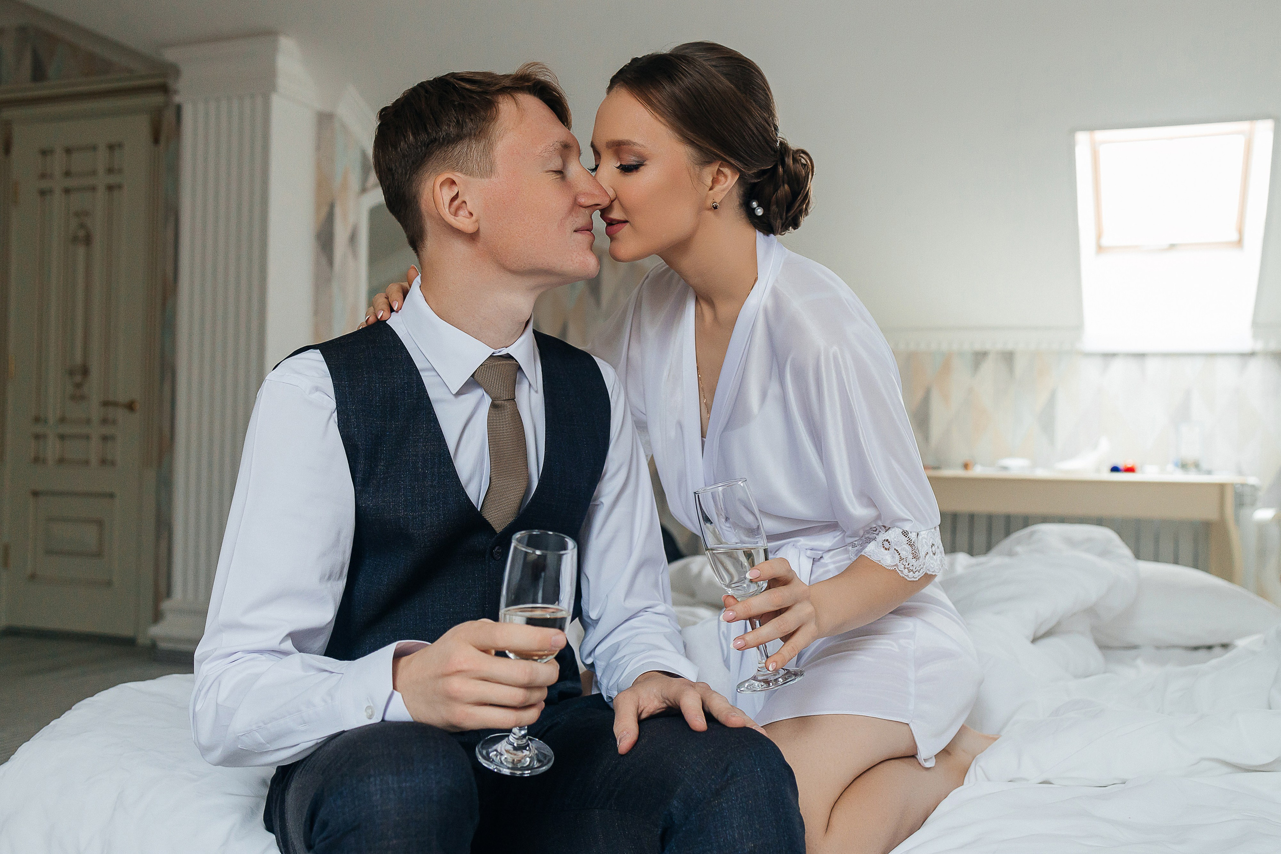 Романтическое утро невесты. Олег Сверчков | Свадебный фотограф Вологда