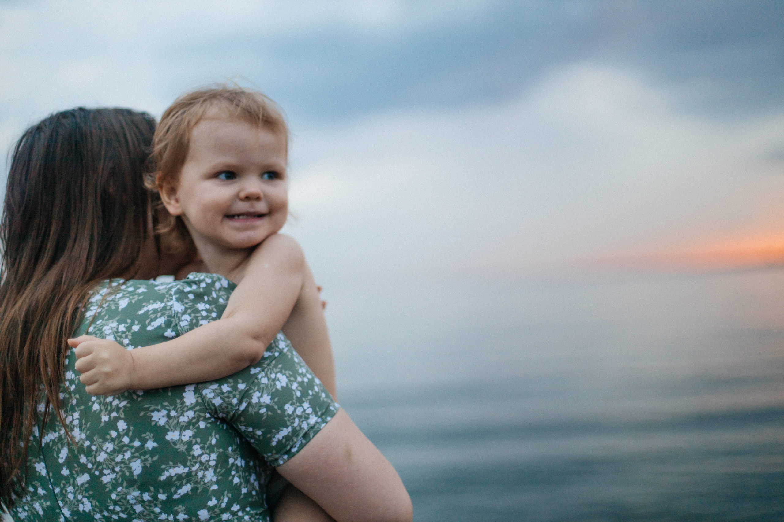 Прогулка на берегу. Семейный и портретный фотограф в Новосибирске Мария Хлебус
