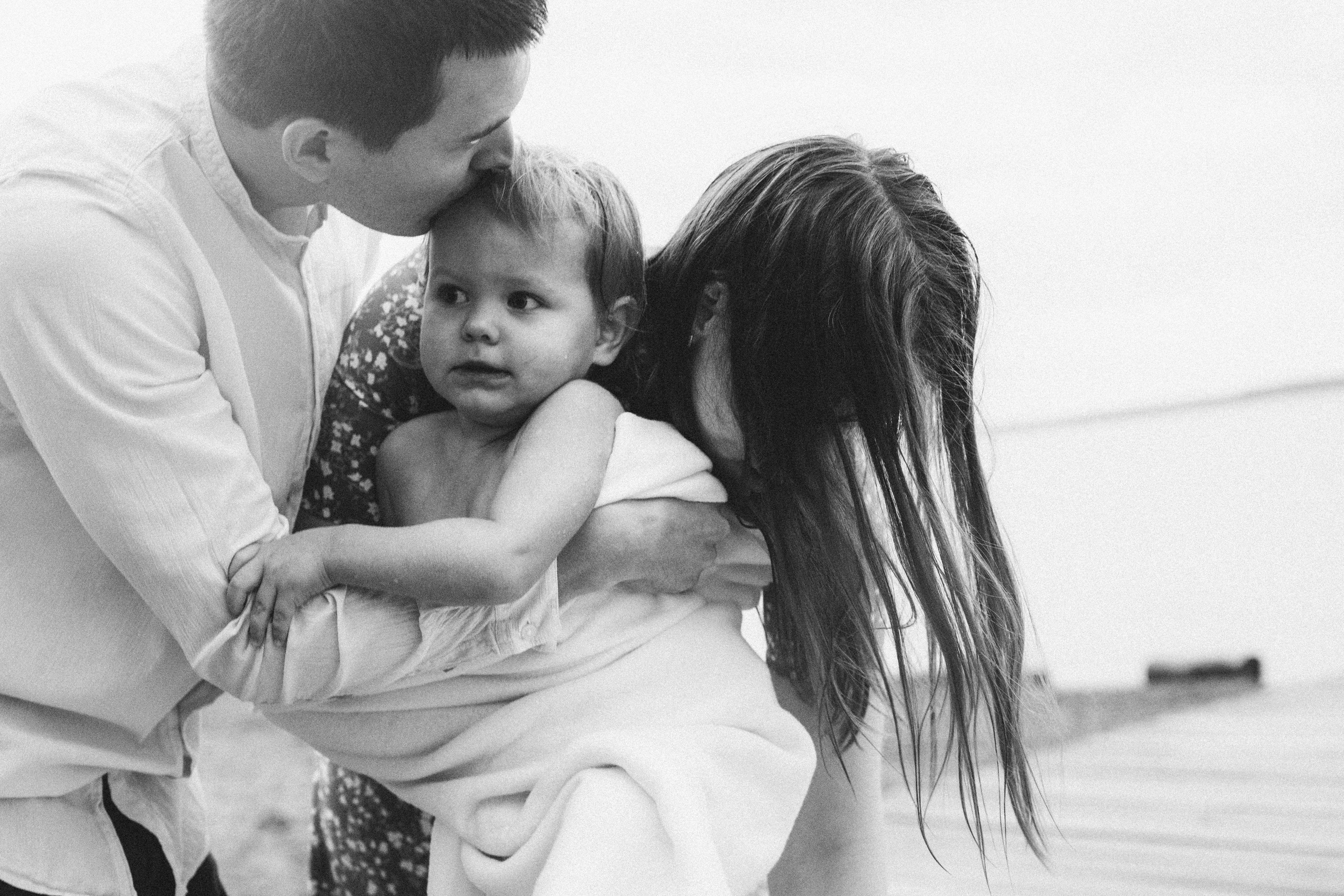 Прогулка на берегу. Семейный и портретный фотограф в Новосибирске Мария Хлебус