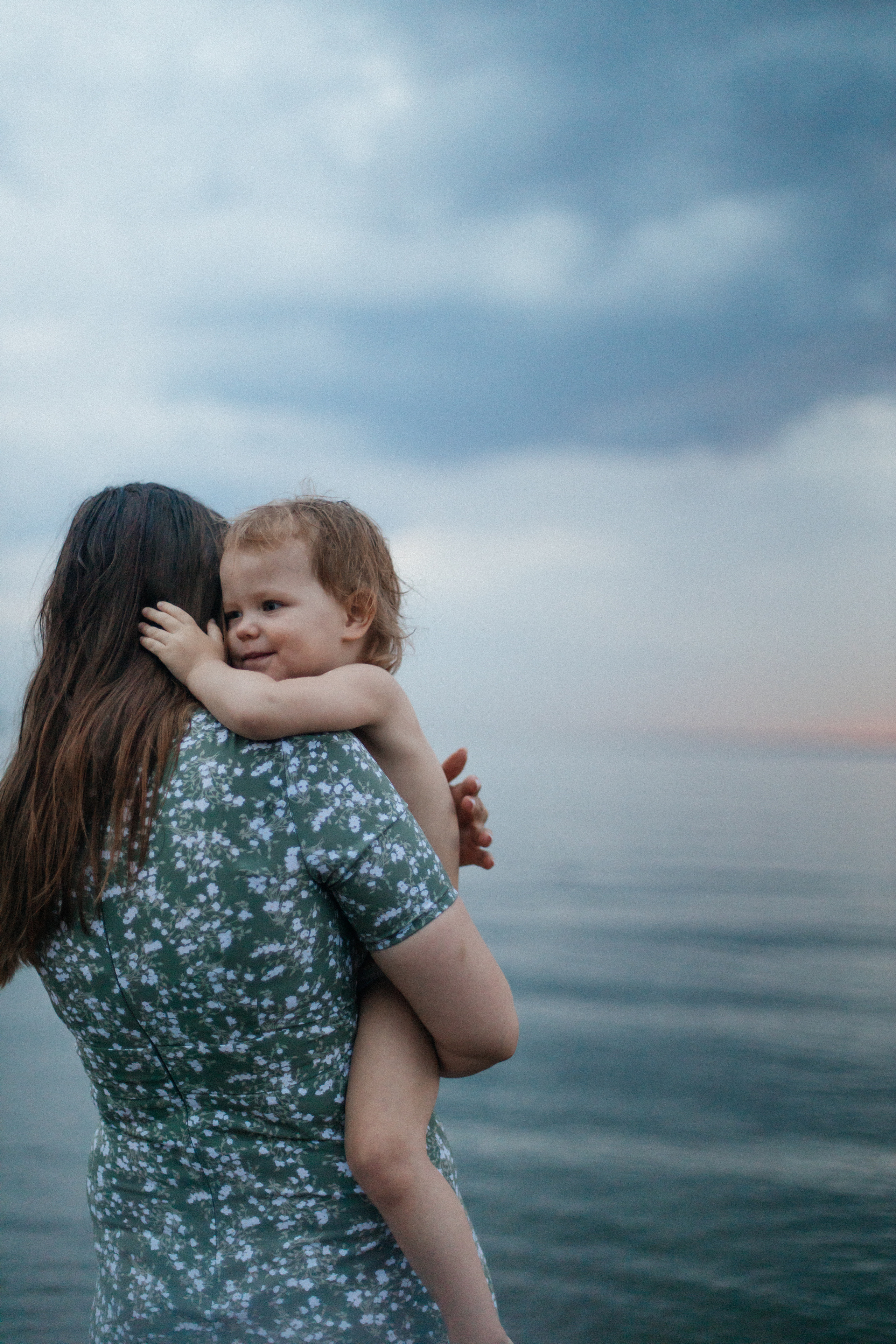 Прогулка на берегу. Семейный и портретный фотограф в Новосибирске Мария Хлебус
