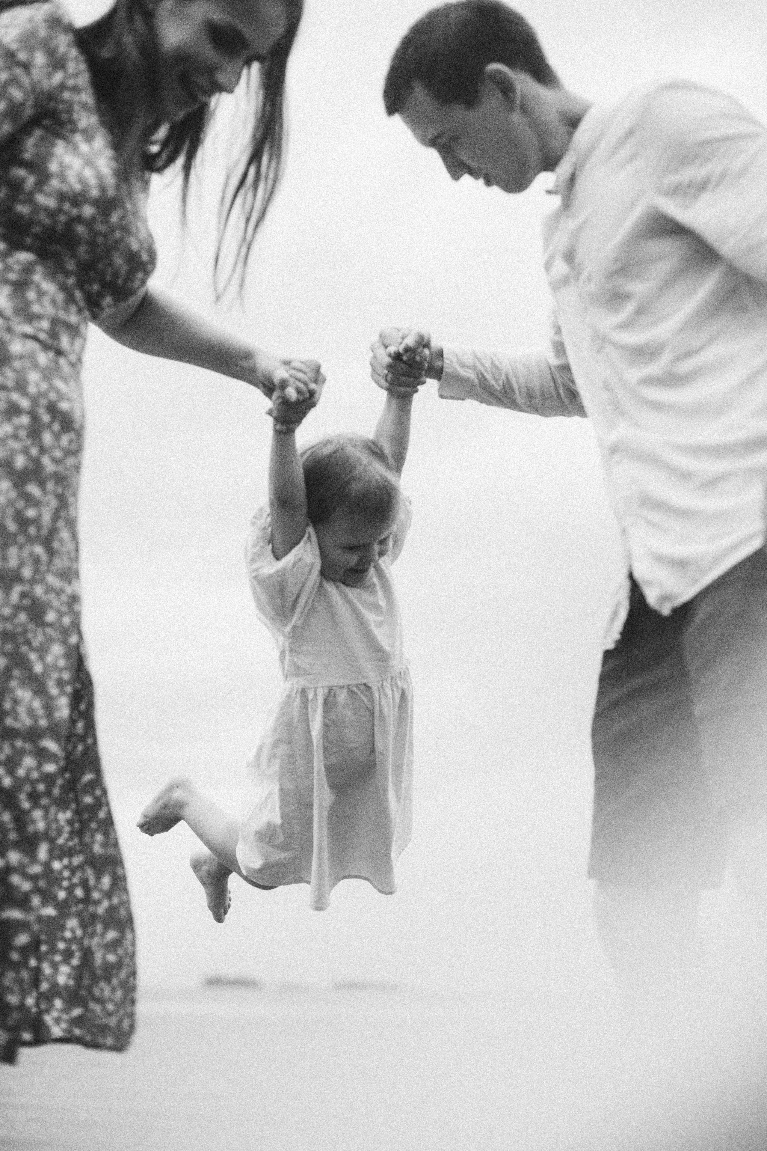 Прогулка на берегу. Семейный и портретный фотограф в Новосибирске Мария Хлебус