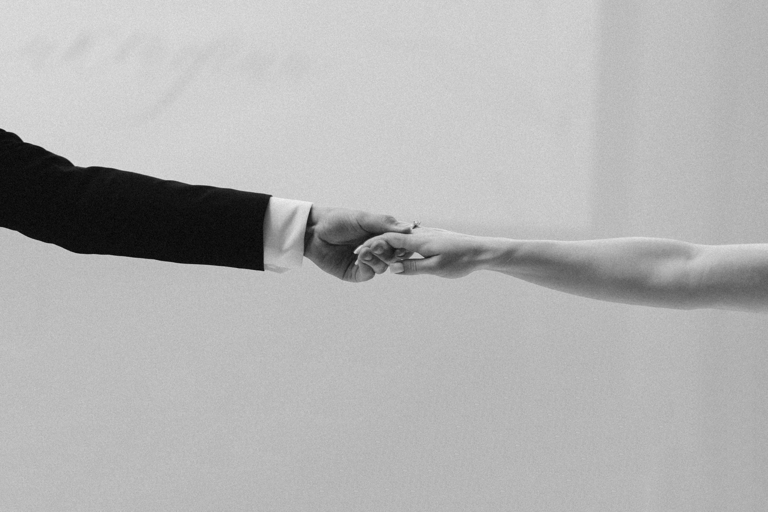 Вика и Ваня. Эстетичный свадебный репортаж в любом городе страны