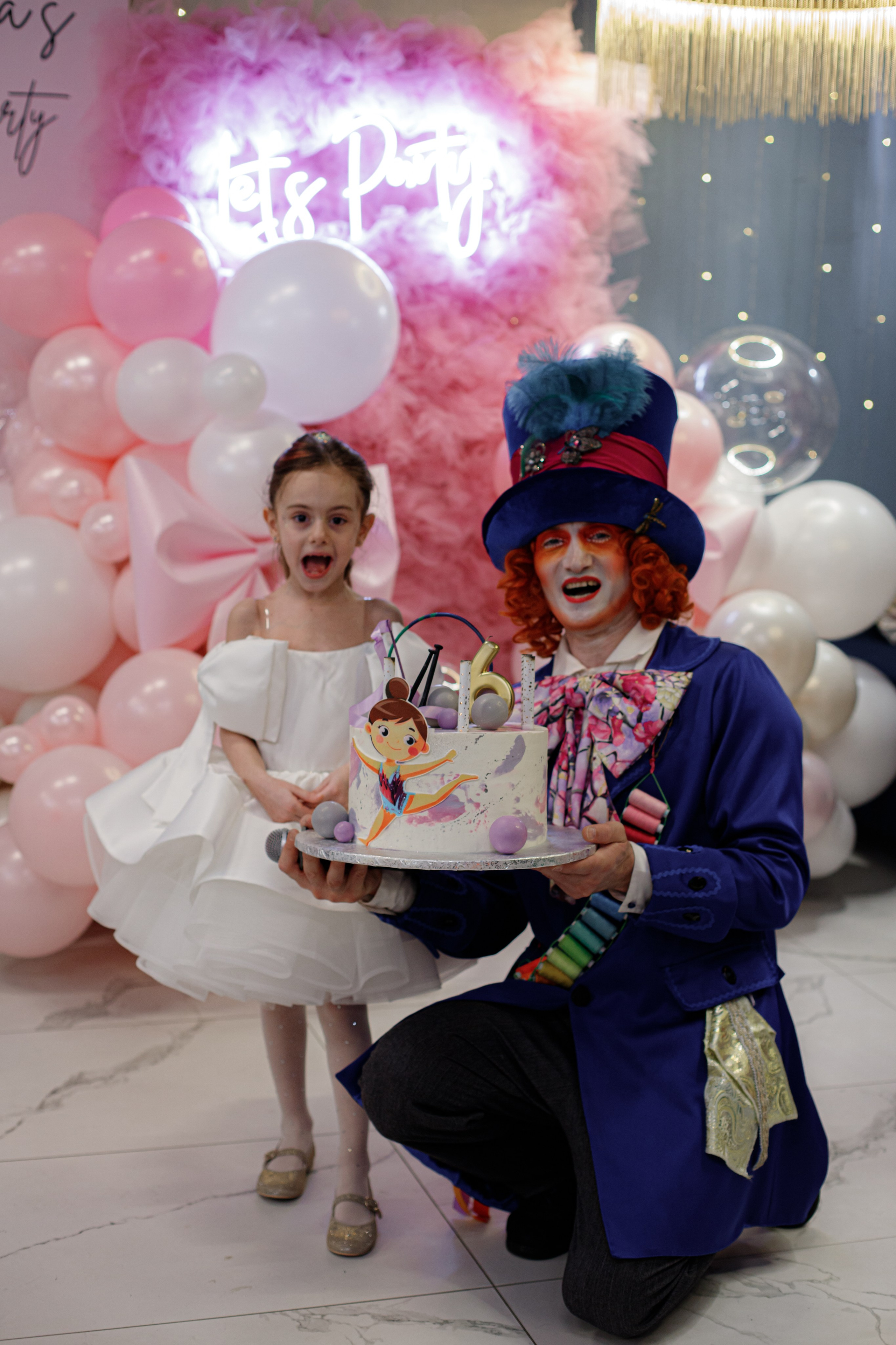 ASIA'S BIRTHDAY PARTY. Photokarish