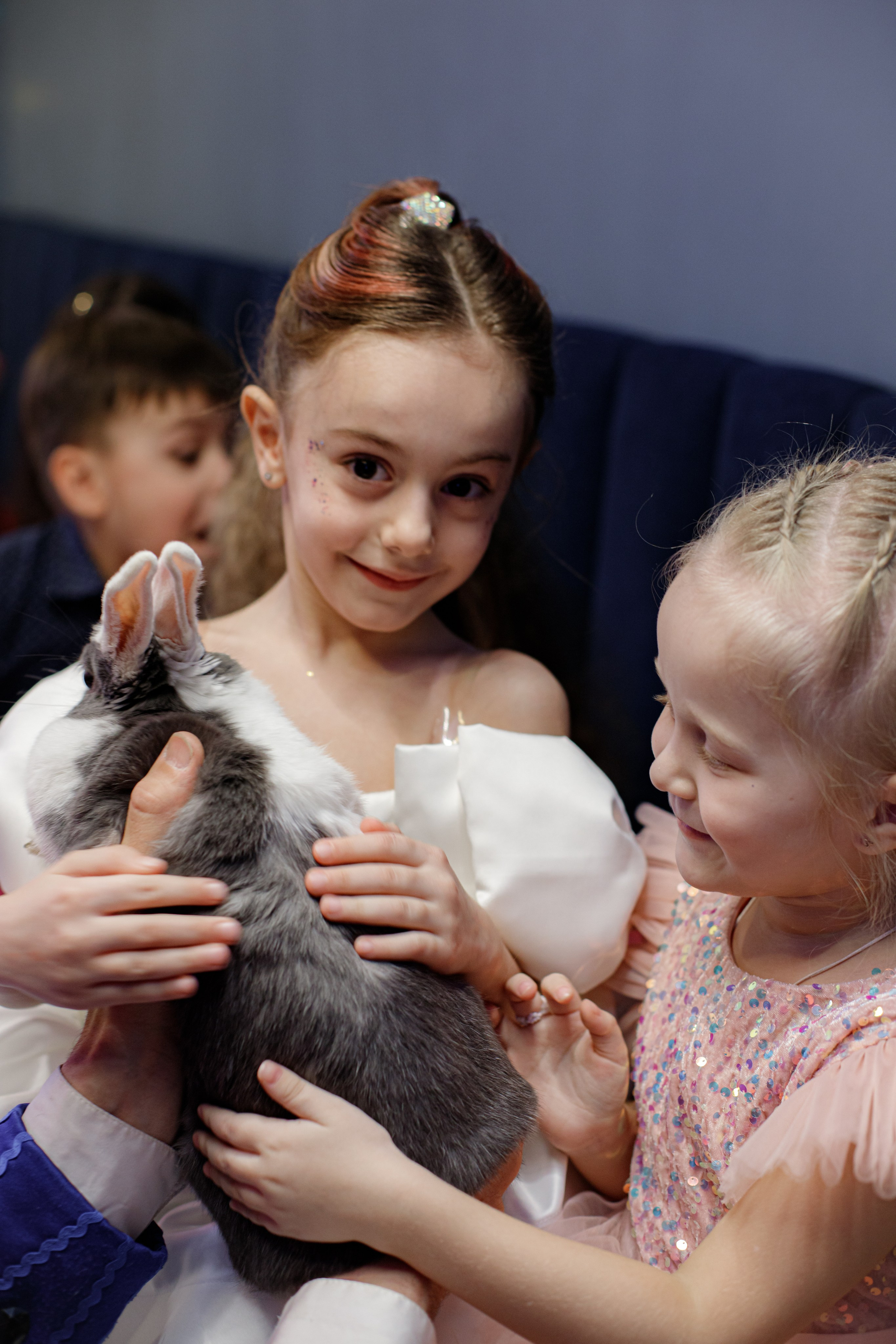 ASIA'S BIRTHDAY PARTY. Photokarish