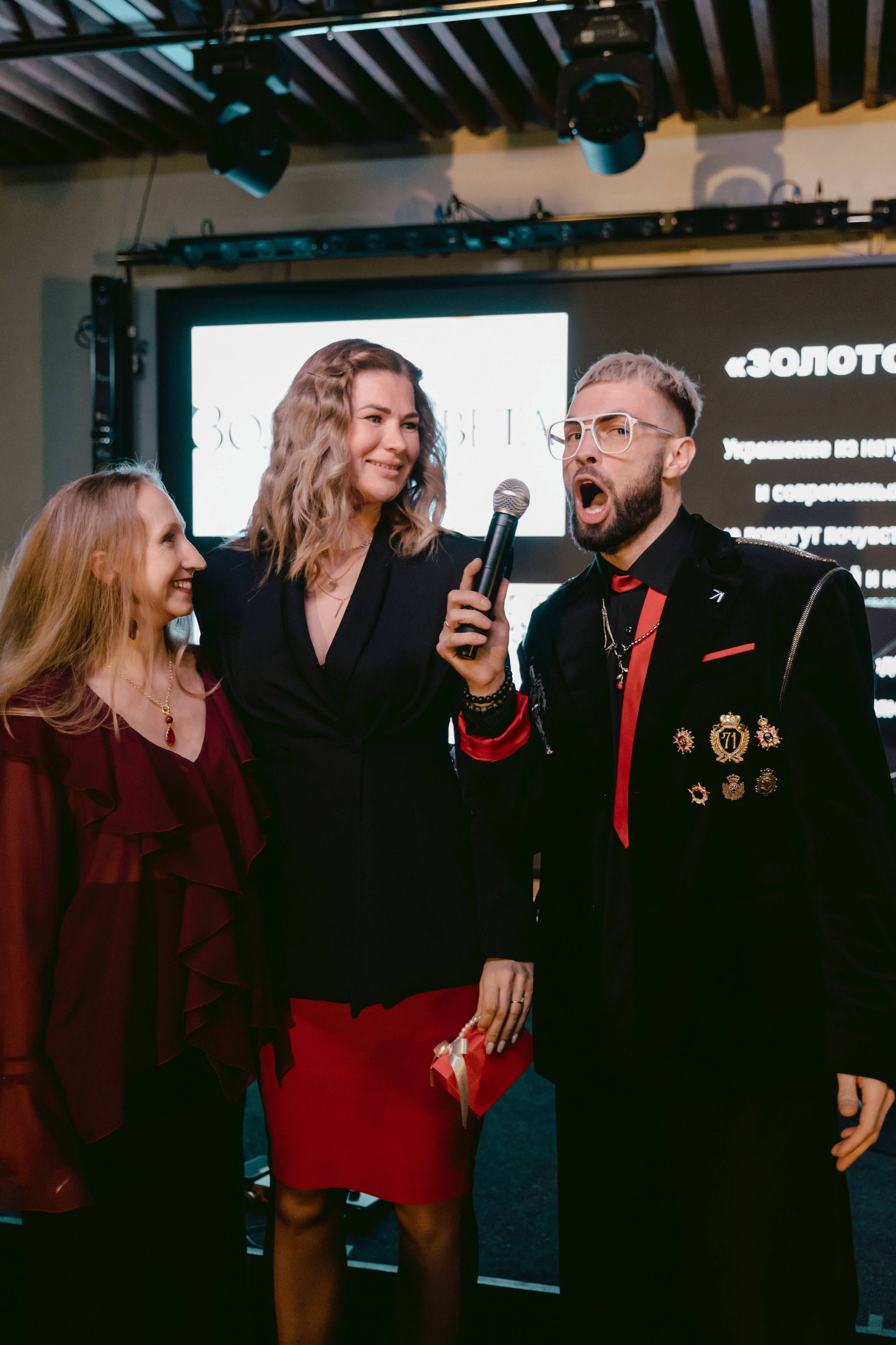 ДЕВИЧНИК С ПЕРЧИКОМ. Свадебный фотограф в Москве Алексей Логинов