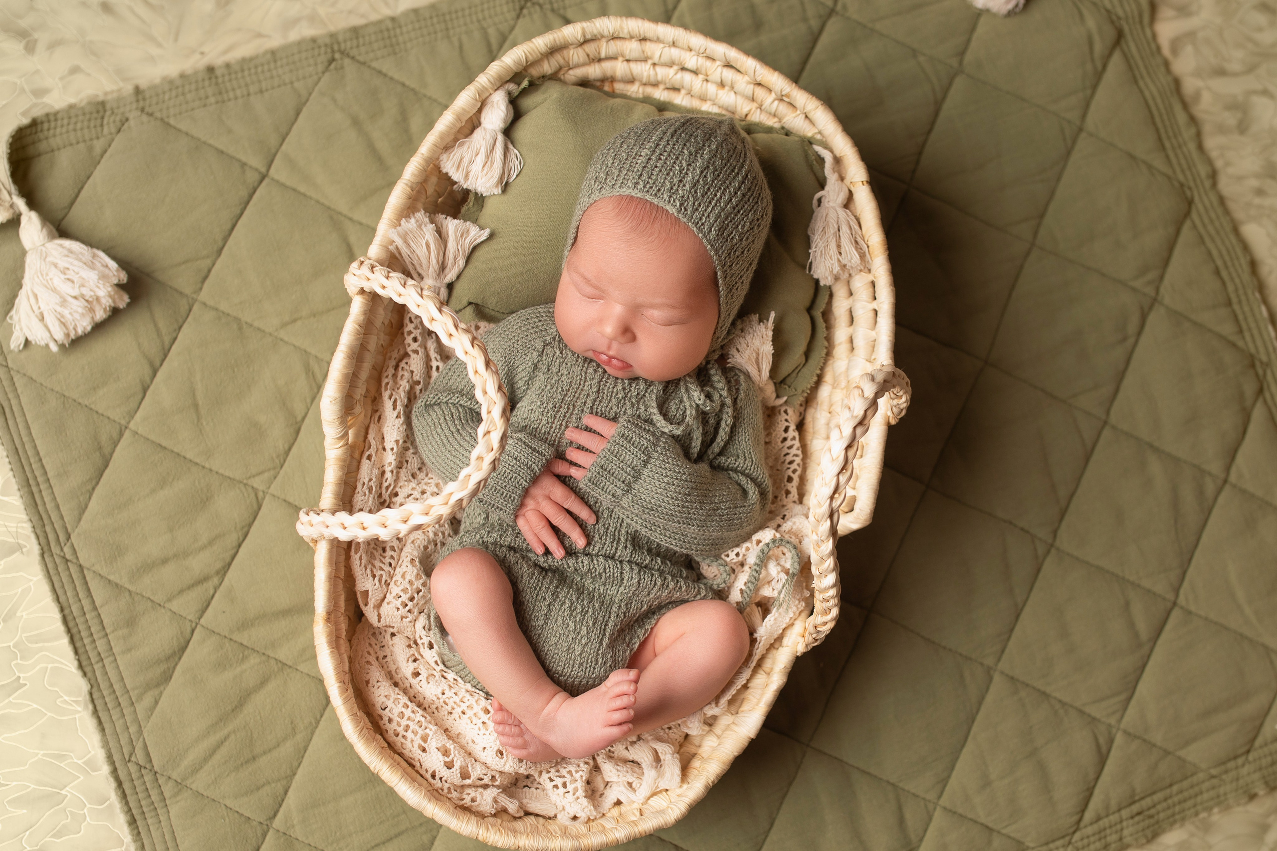 Фотосъемка младенцев Хабаровск, фотосессия новорожденных Хабаровск, фотосессия newborn Хабаровск, Лучший ньборн фотограф в Хабаровске, первый ньборн фотограф в Хабаровске, Лучший ньберн фотограф в Хабаровске. Лучший newborn фотограф в Хабаровске, ньберн фотограф в Хабаровске