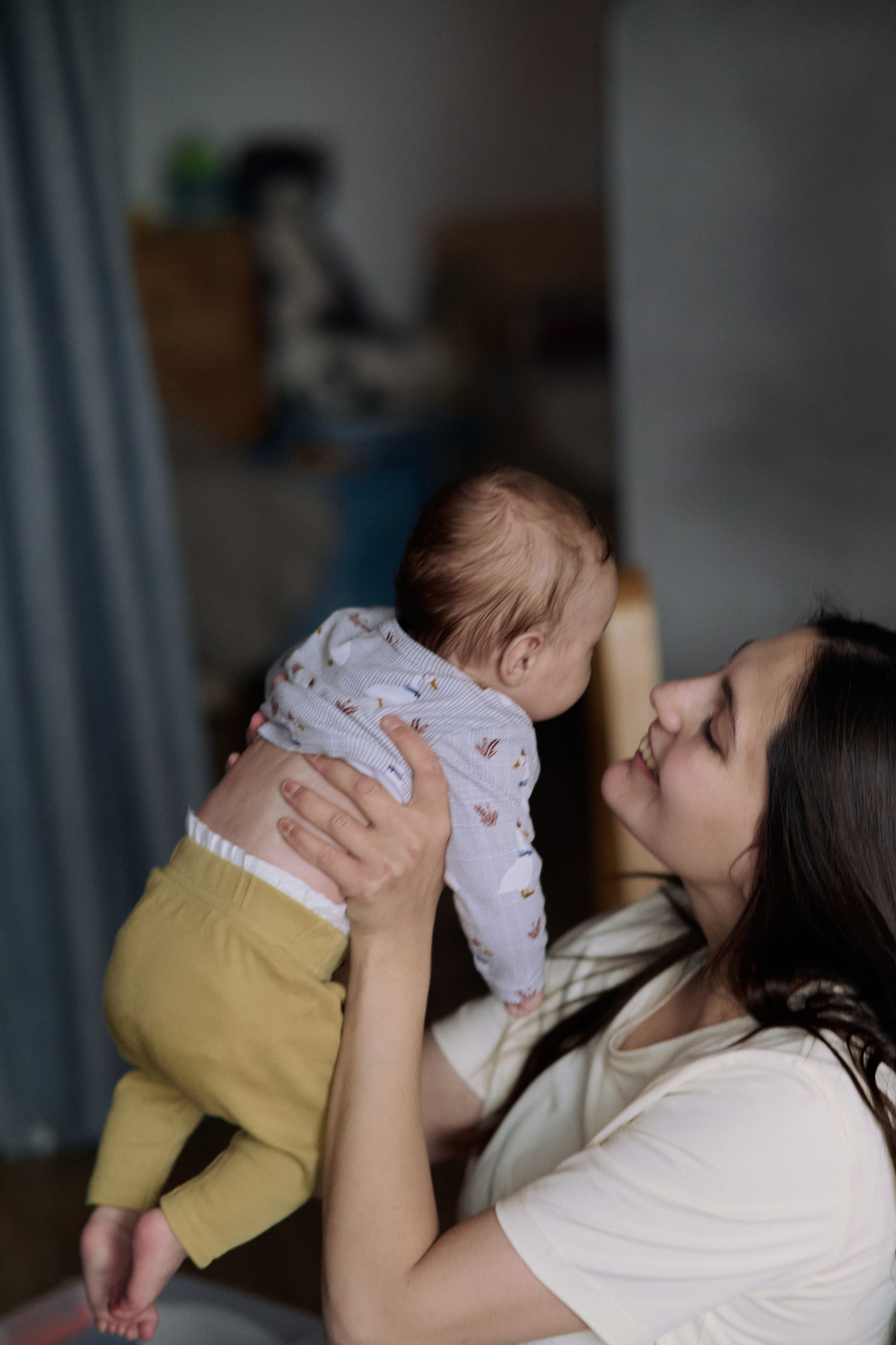 Эмир, Диана, Леон и Амин дома. Семейный и свадебный lifestyle-фотограф в Москве Мария Петрова