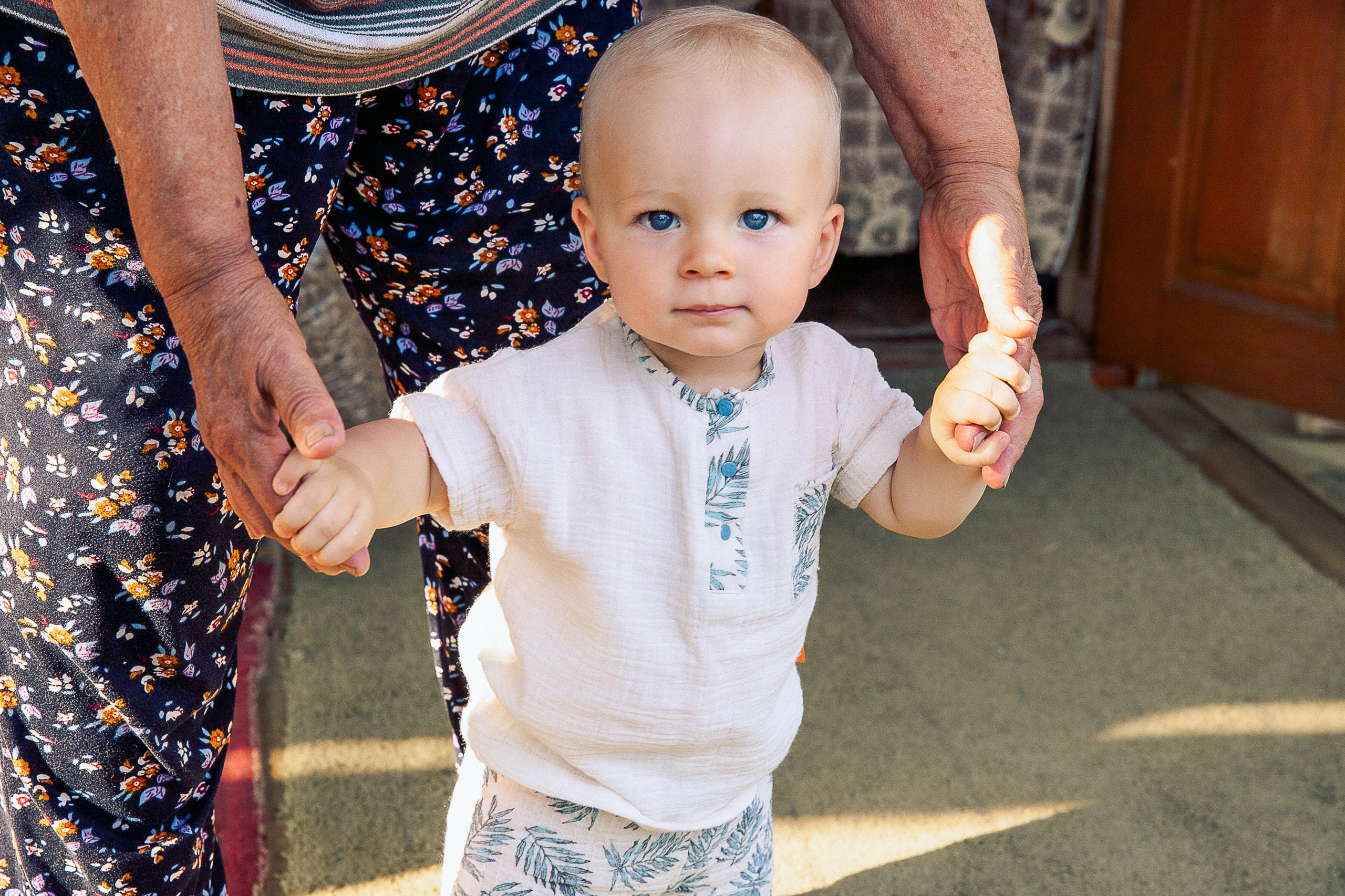 Фотосъемка на даче — это прекрасный способ сохранить в памяти самые теплые и счастливые моменты вашей жизни. Семейный и детский фотограф. Москва. Пронина Тома