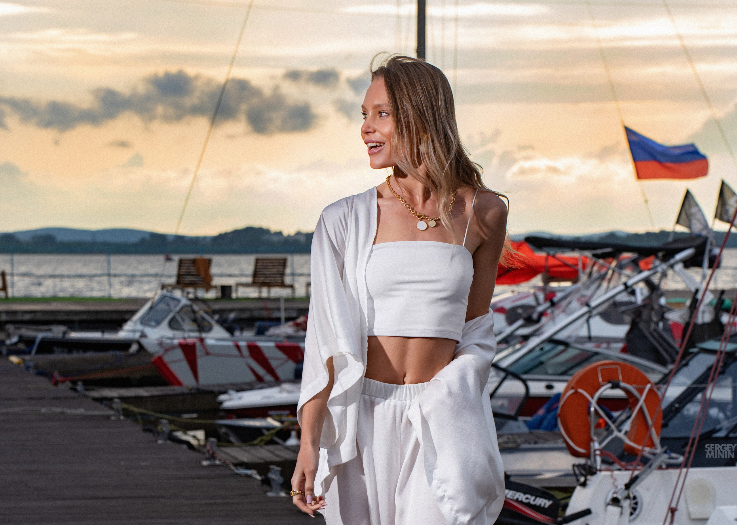 Фотосессии на яхте в Екатеринбурге. Студийный и Рекламный Фотограф в Екатеринбурге Сергей Минин