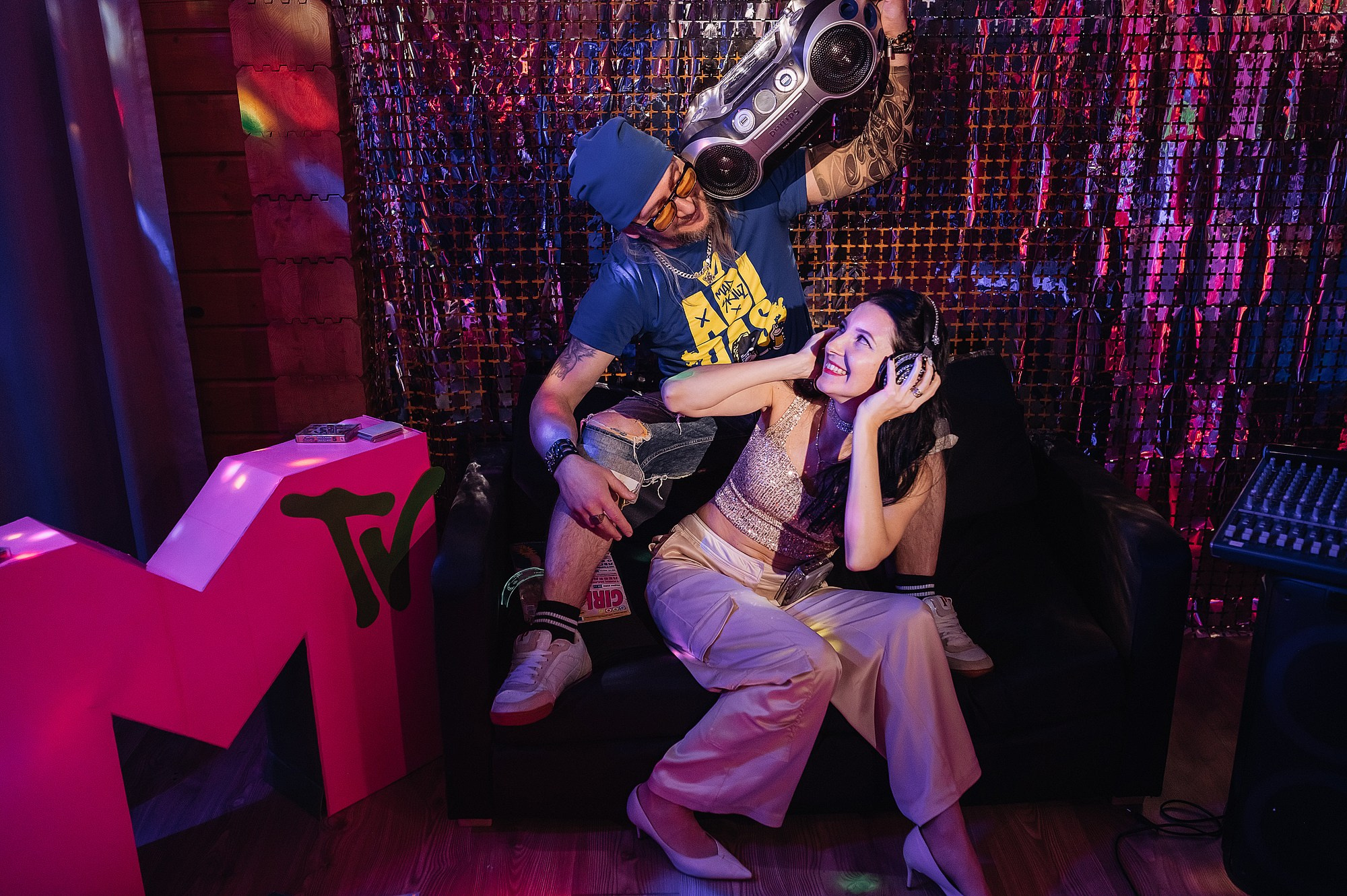 Юбилей Лилии в стиле 2000х. Свадебный фотограф в Дубне Алексей Фонарёв