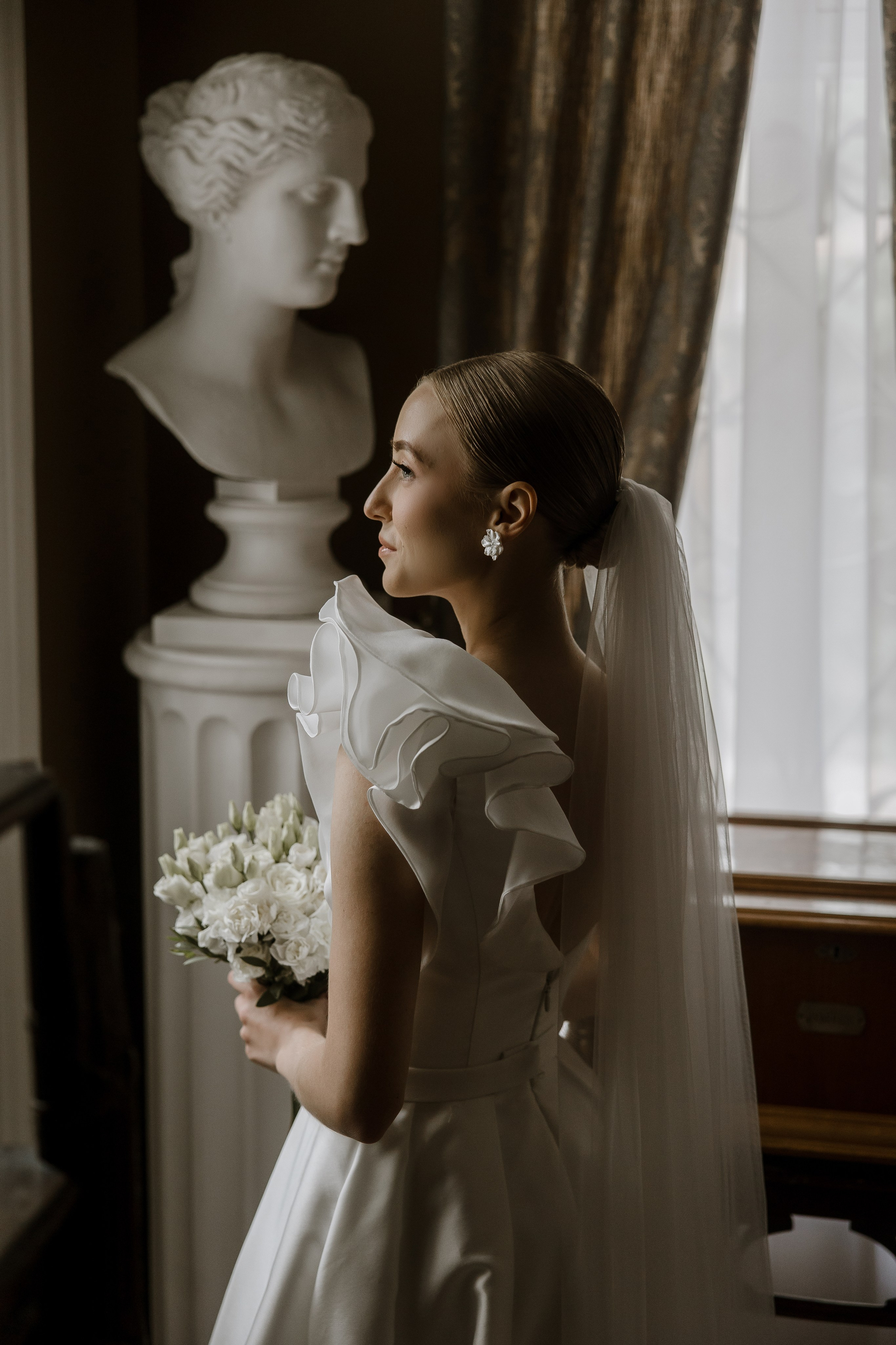 Свадебная фотосессия в Самаре в ресторане «Городская усадьба». Свадебный и семейный фотограф в Самаре и Тольятти | Елена Топанцева