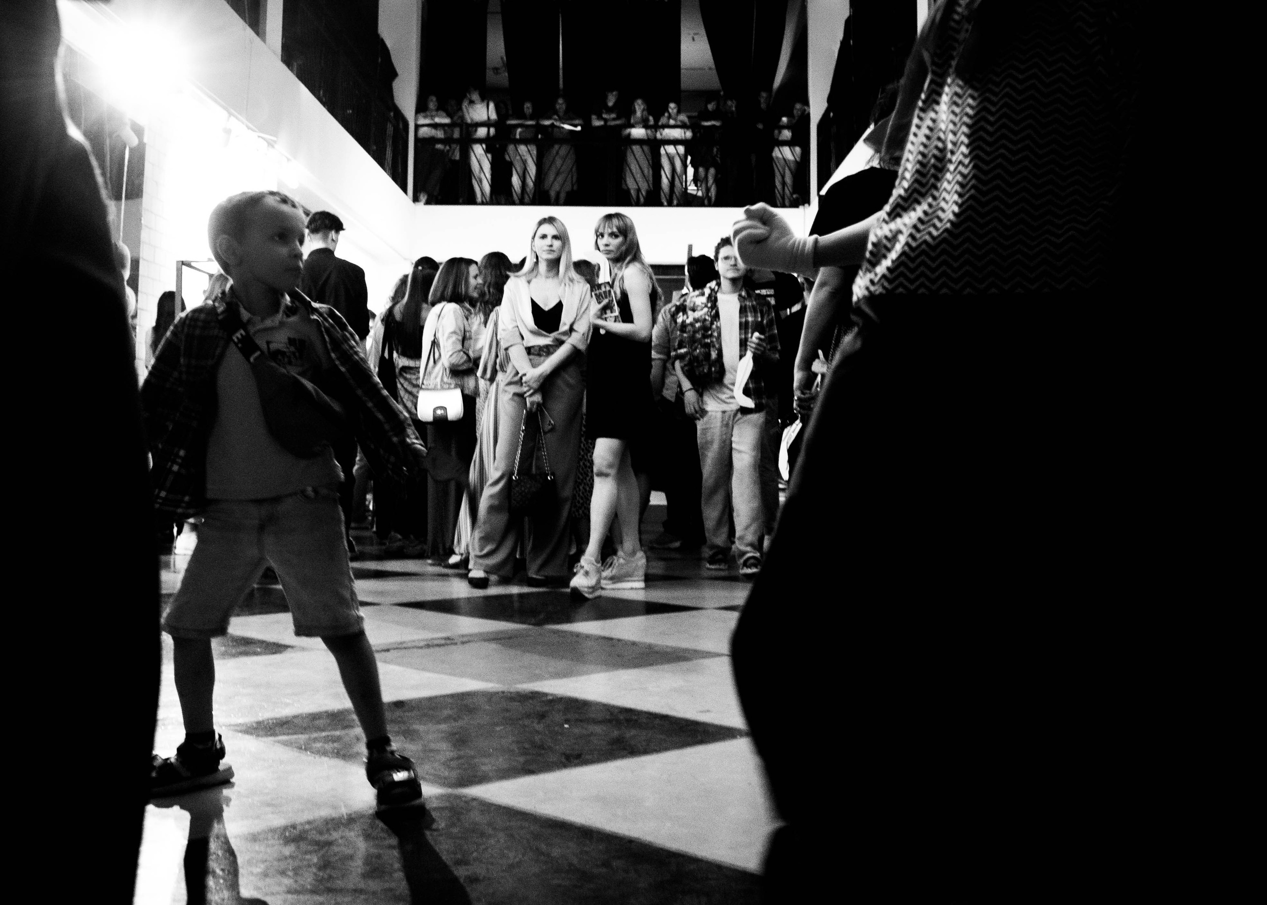 Выставка Сенсивити. Кир Анисин. Режиссер & фотограф