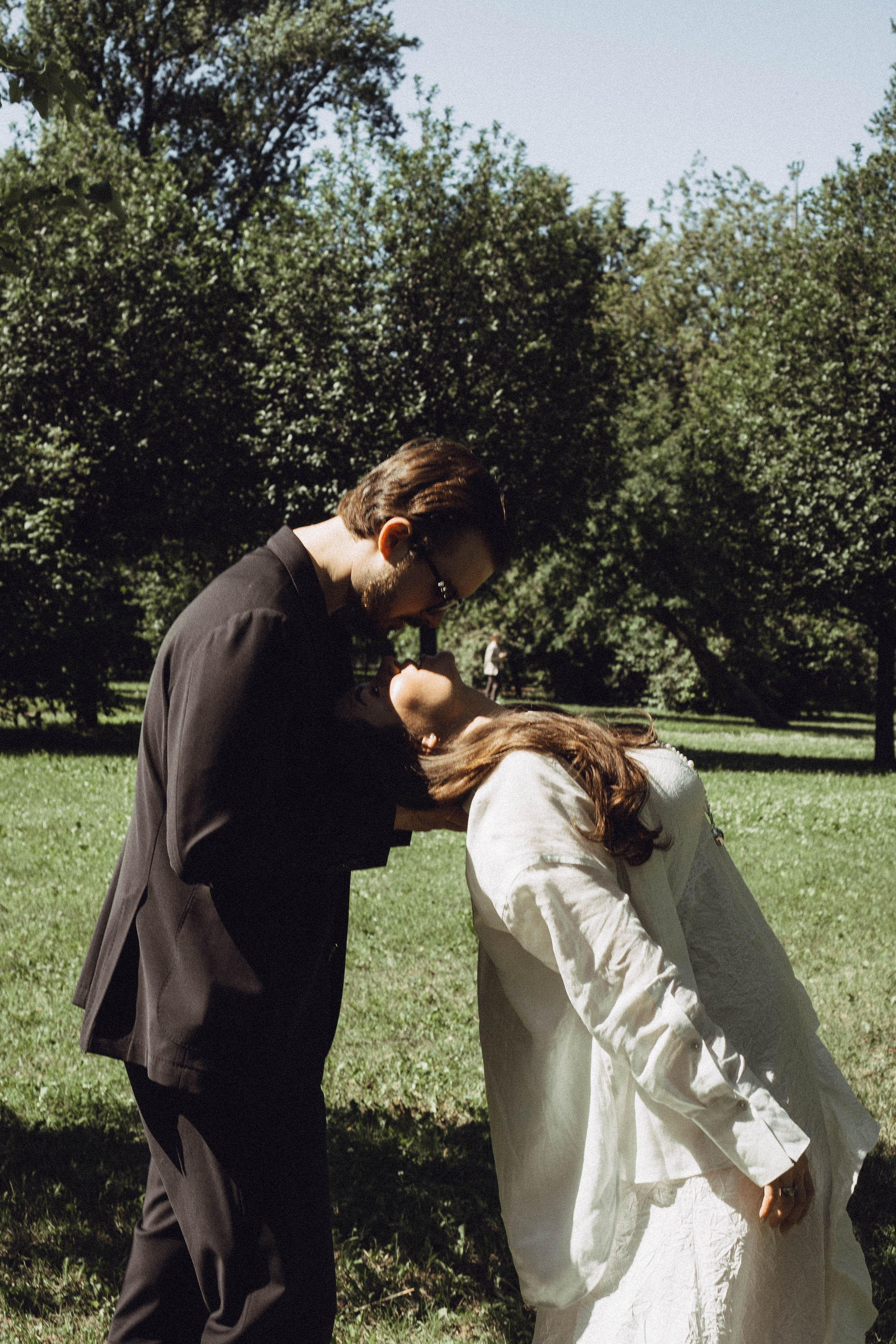 СВАДЕБНАЯ СЬЕМКА В ПАРКЕ ПОБЕДЫ И ПРОГУЛКА ПО МОСКОВСКОМУ ПРОСПЕКТУ. Профессиональный фотограф, Санкт-Петербург — Виктория Богомолова