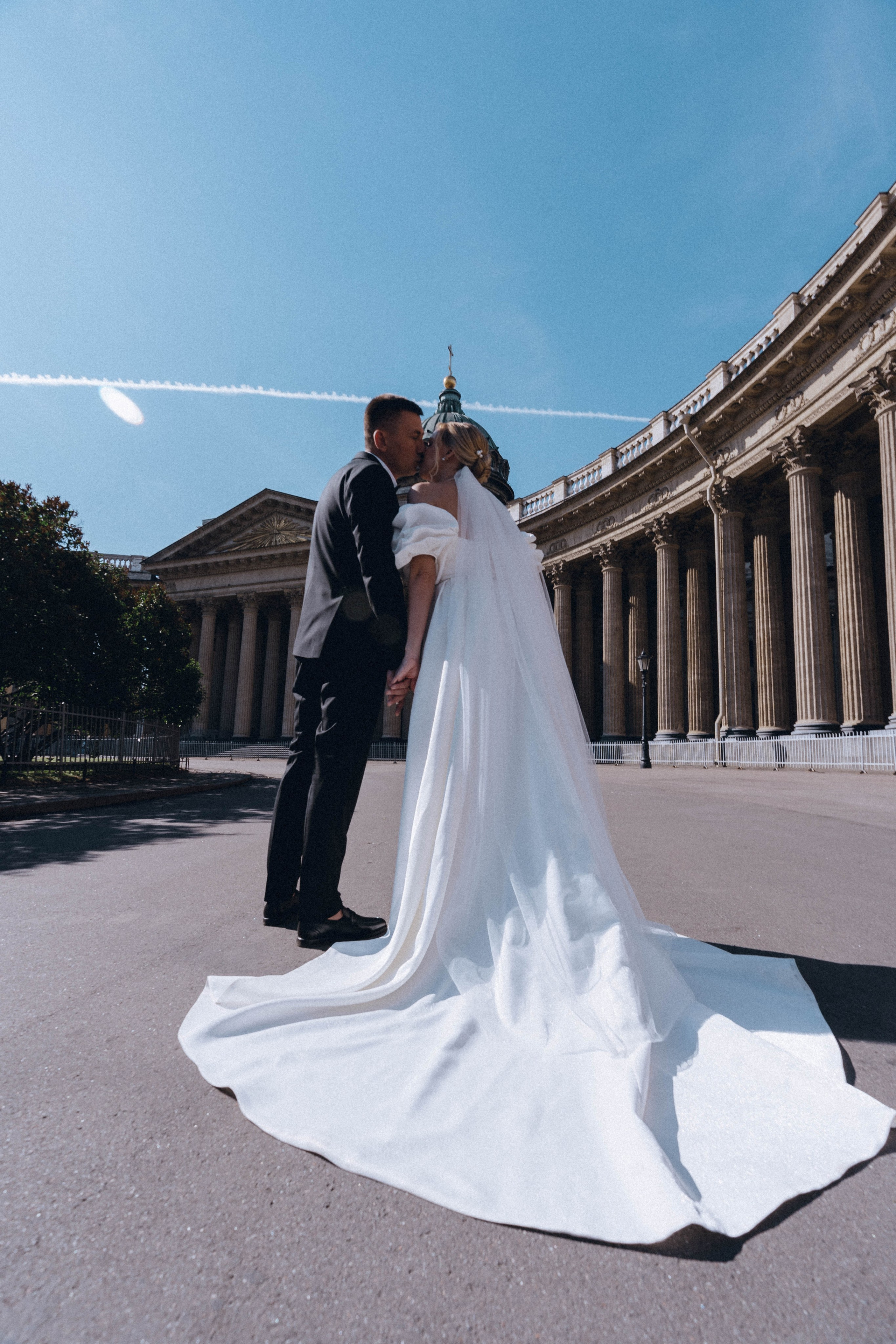 СВАДЕНБНАЯ СЬЕМКА НА КАТЕРЕ ПО КАНАЛАМ САНКТ-ПЕТЕРБУРГА И В АКВАТОРИИ НЕВЫ. Профессиональный фотограф, Санкт-Петербург — Виктория Богомолова