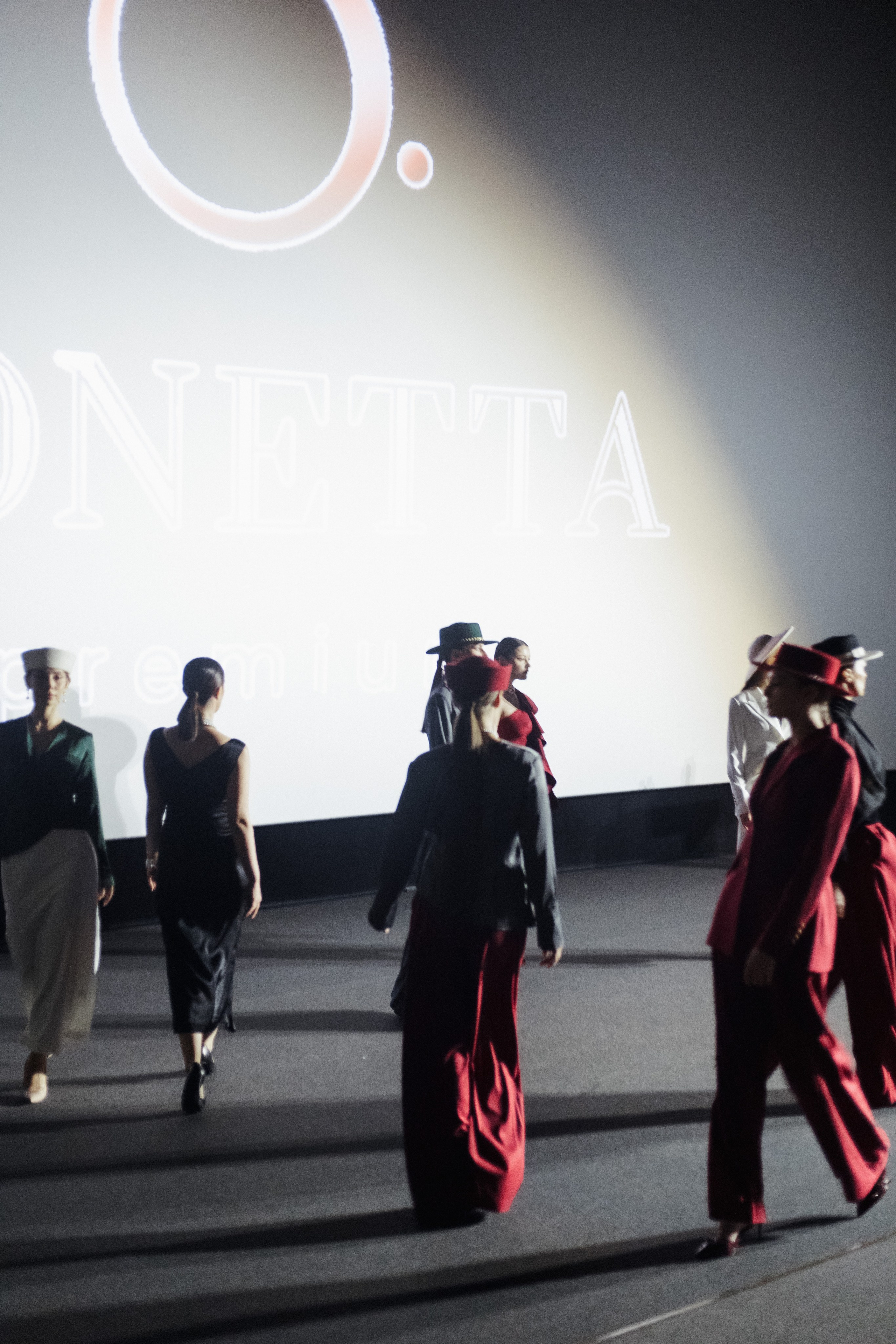 ФЭШН КОНФА. СВОИ. ФОТООТЧЕТЫ-СОБЫТИЯ-МЕСТА