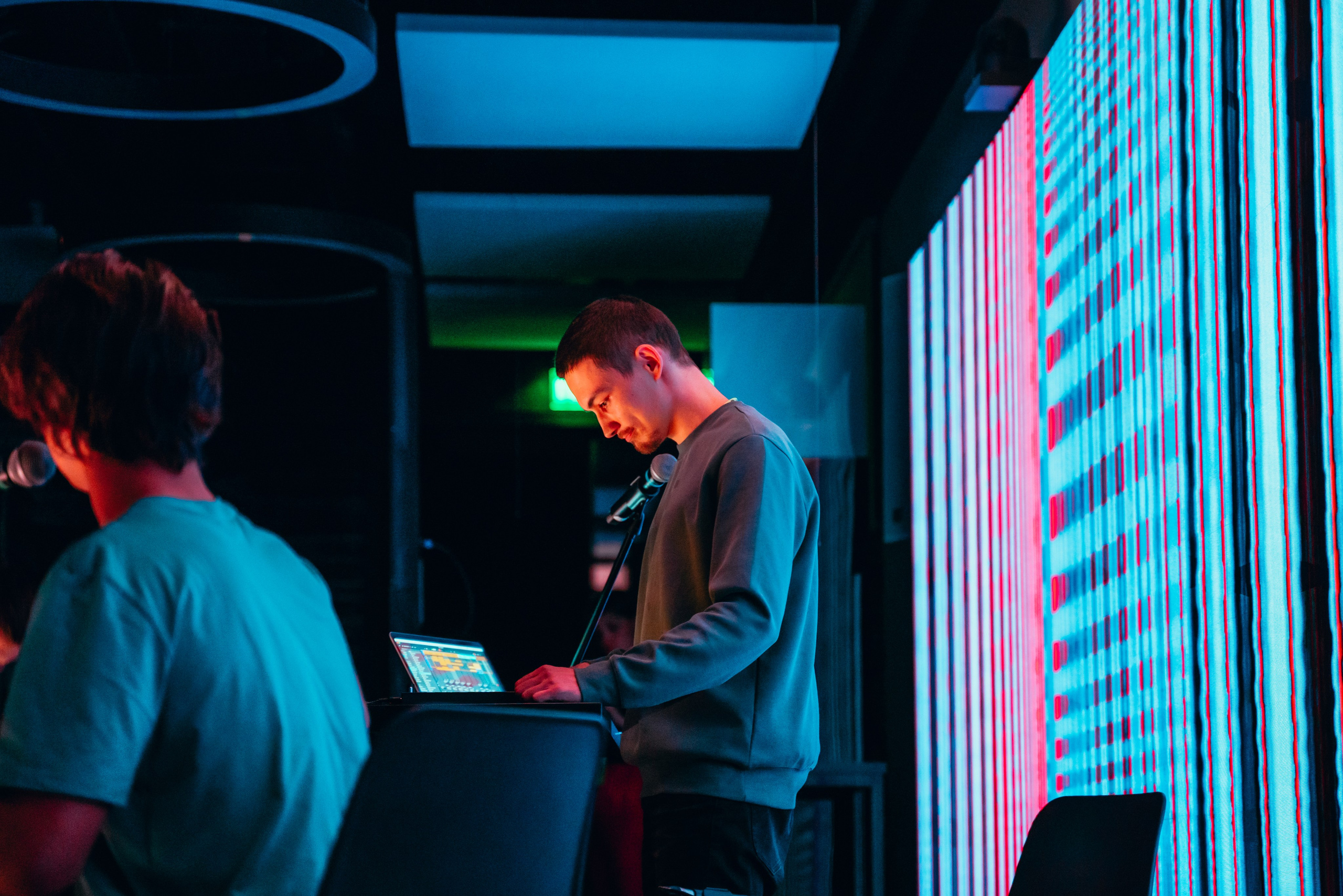 School 21 x NUR. Главная