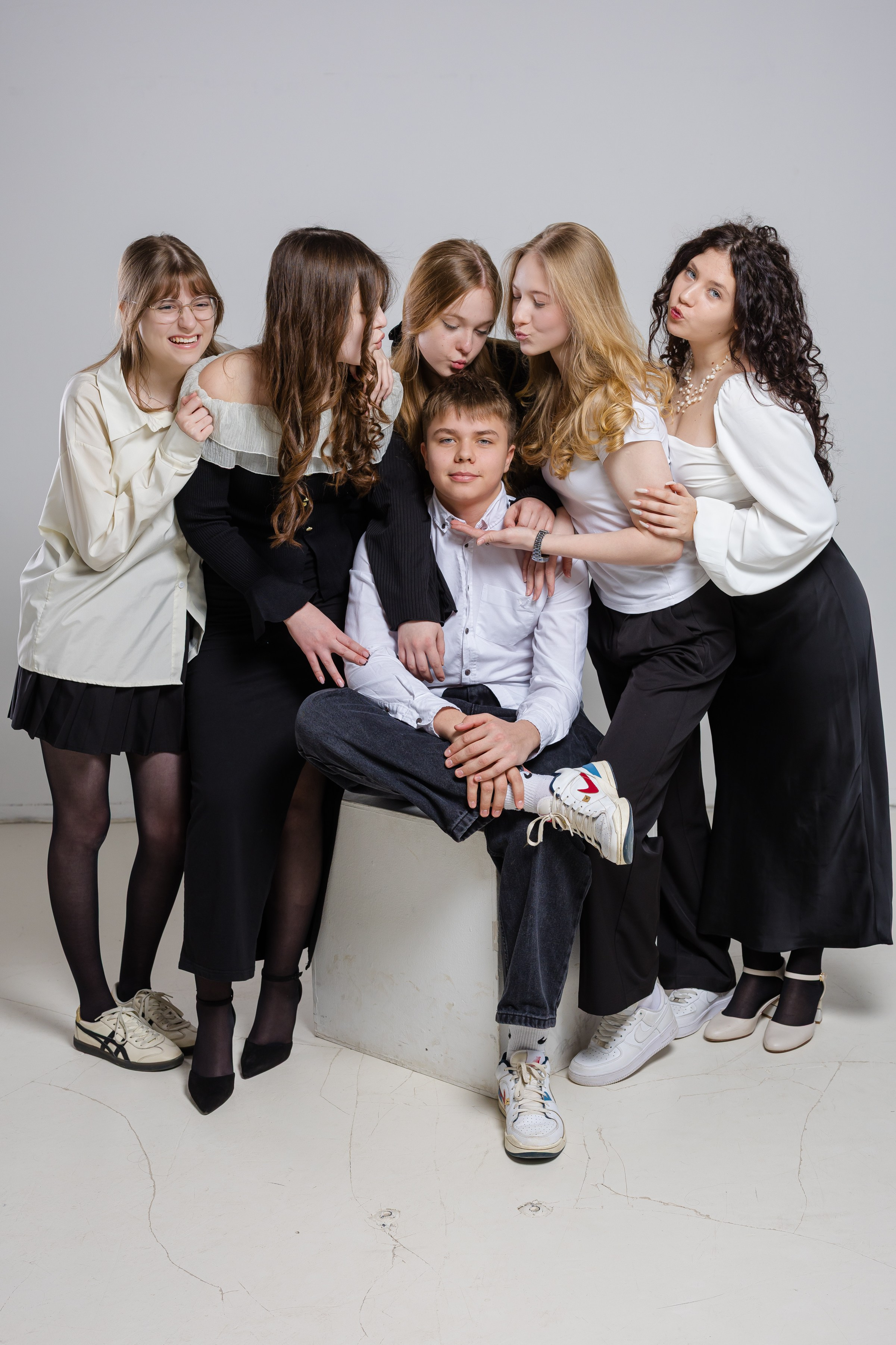 Съемка в студии 9/11классы. Выпускные альбомы Чехов