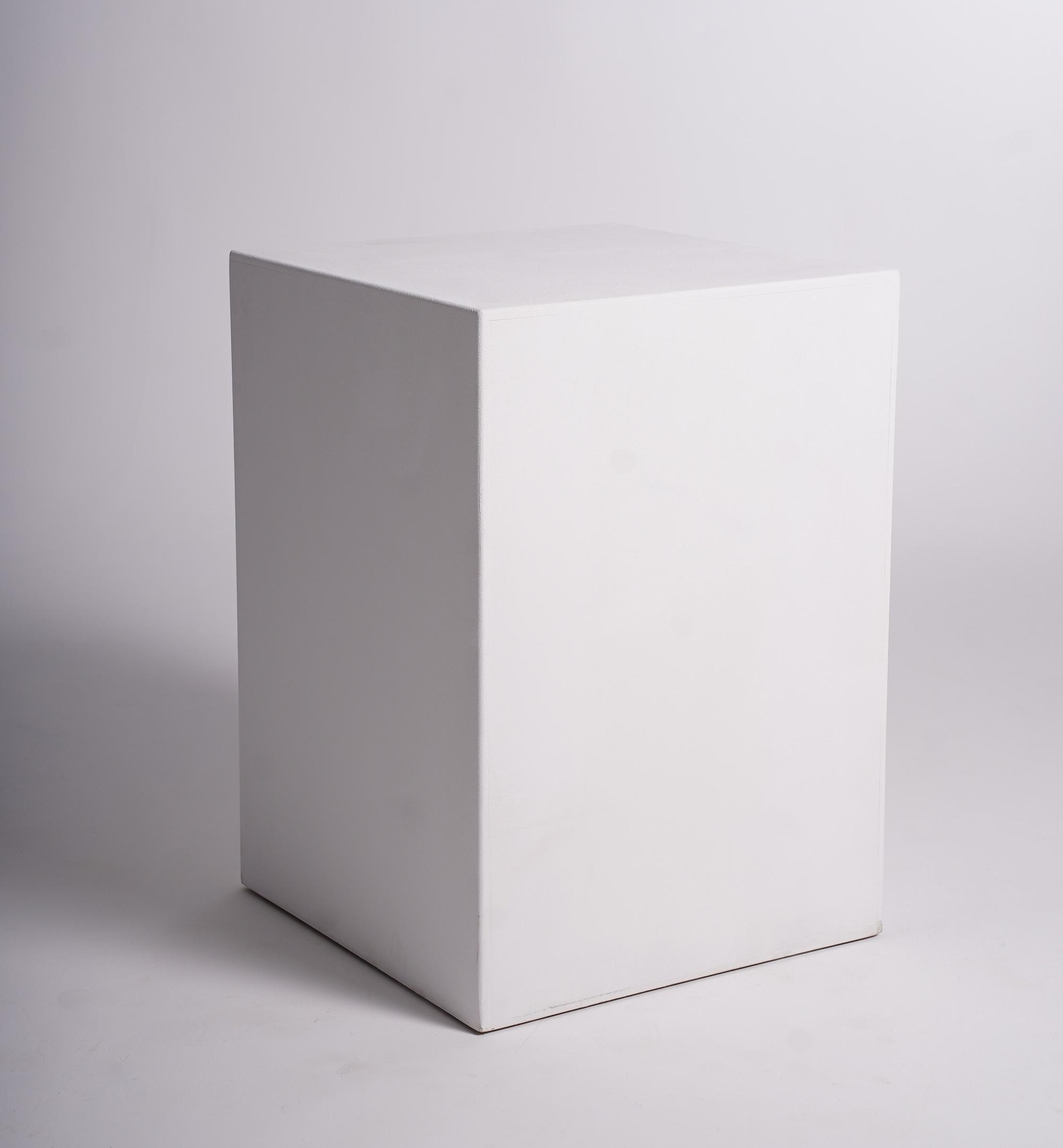 Современное оборудование в нашей студии и очень много реквизита. Фотостудия LUNA — аренда циклорамы и фотозон в Екатеринбурге