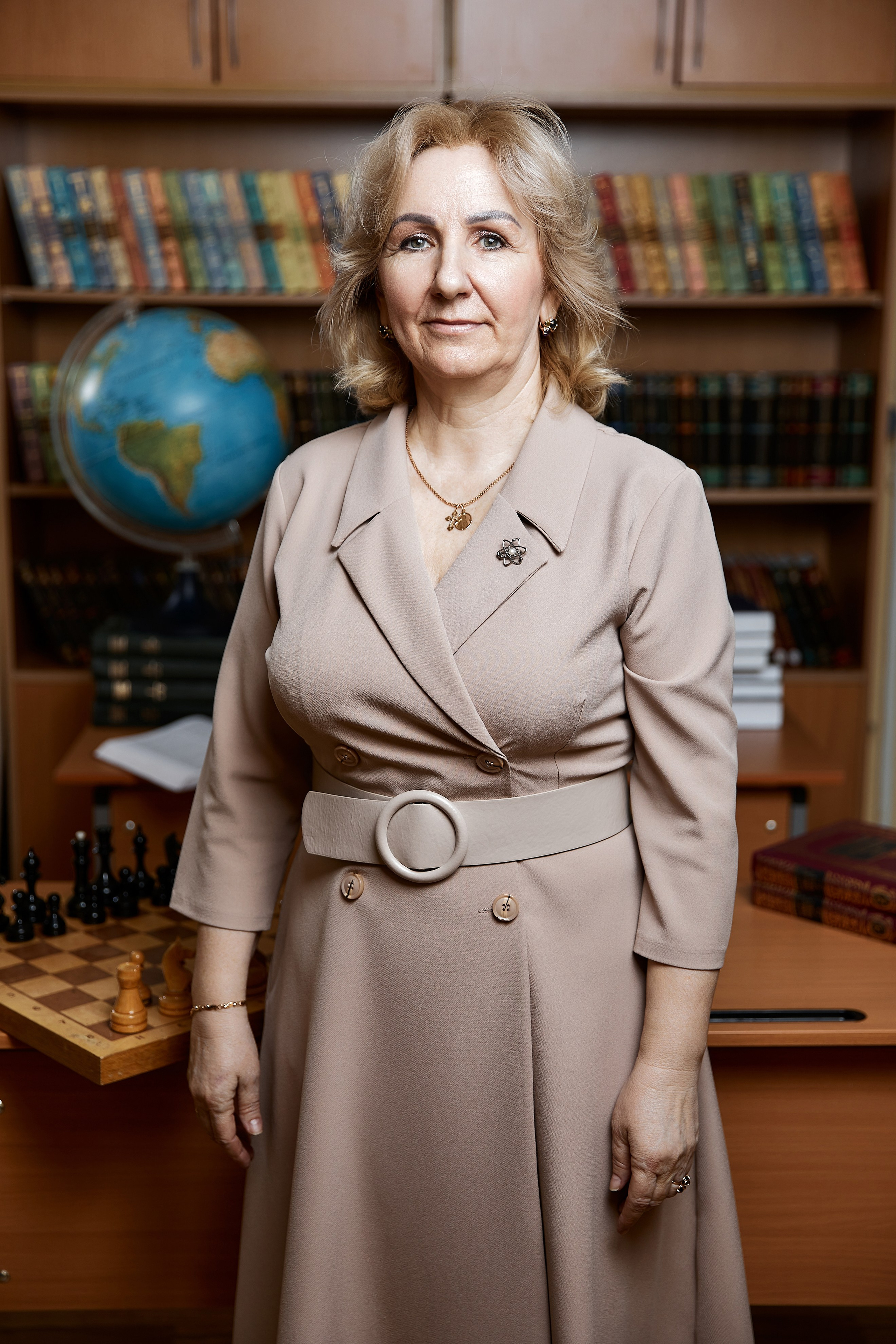 Учителя. Выпускные альбомы Москва и МО