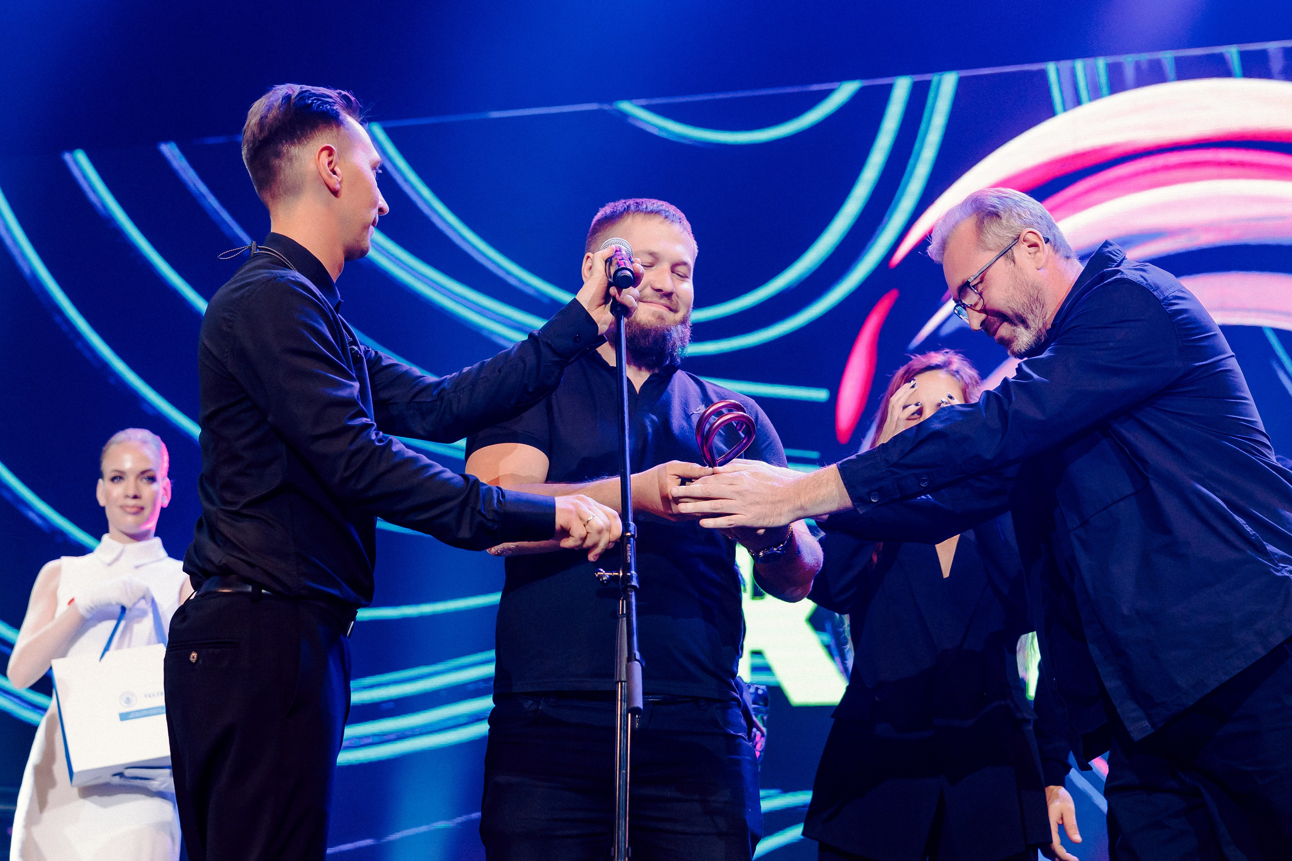 Народная премия Е1 2023. Лёшка Варзегов — фотограф