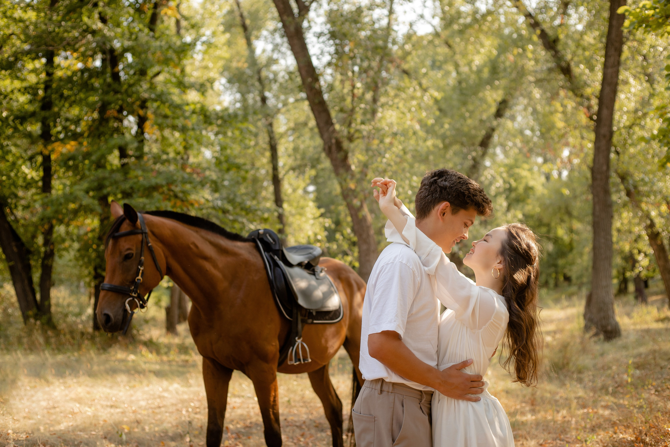 Летняя фотопрогулка с лошадкой 🌿. Семейный фотограф в Саратове Элоиза Ляпина