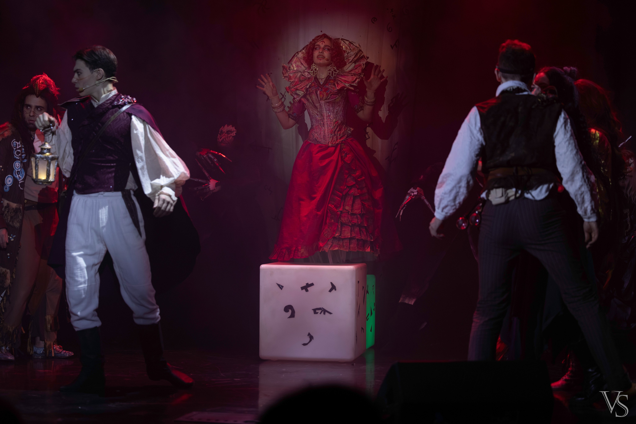 Книга стихий 25.01. Фотограф Виктор Степанов