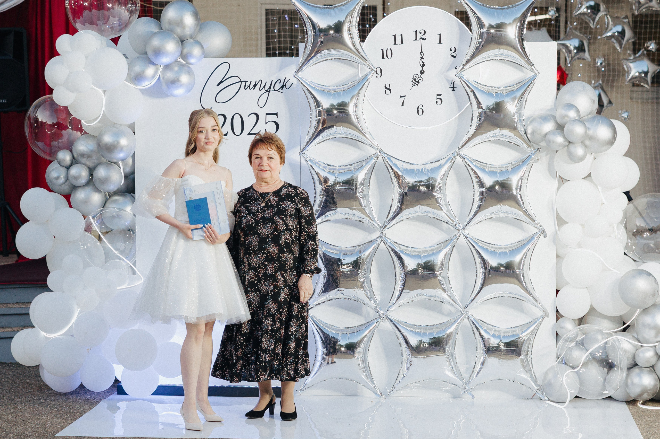 Вручение аттестатов. Свадебный фотограф Роман Еремеев