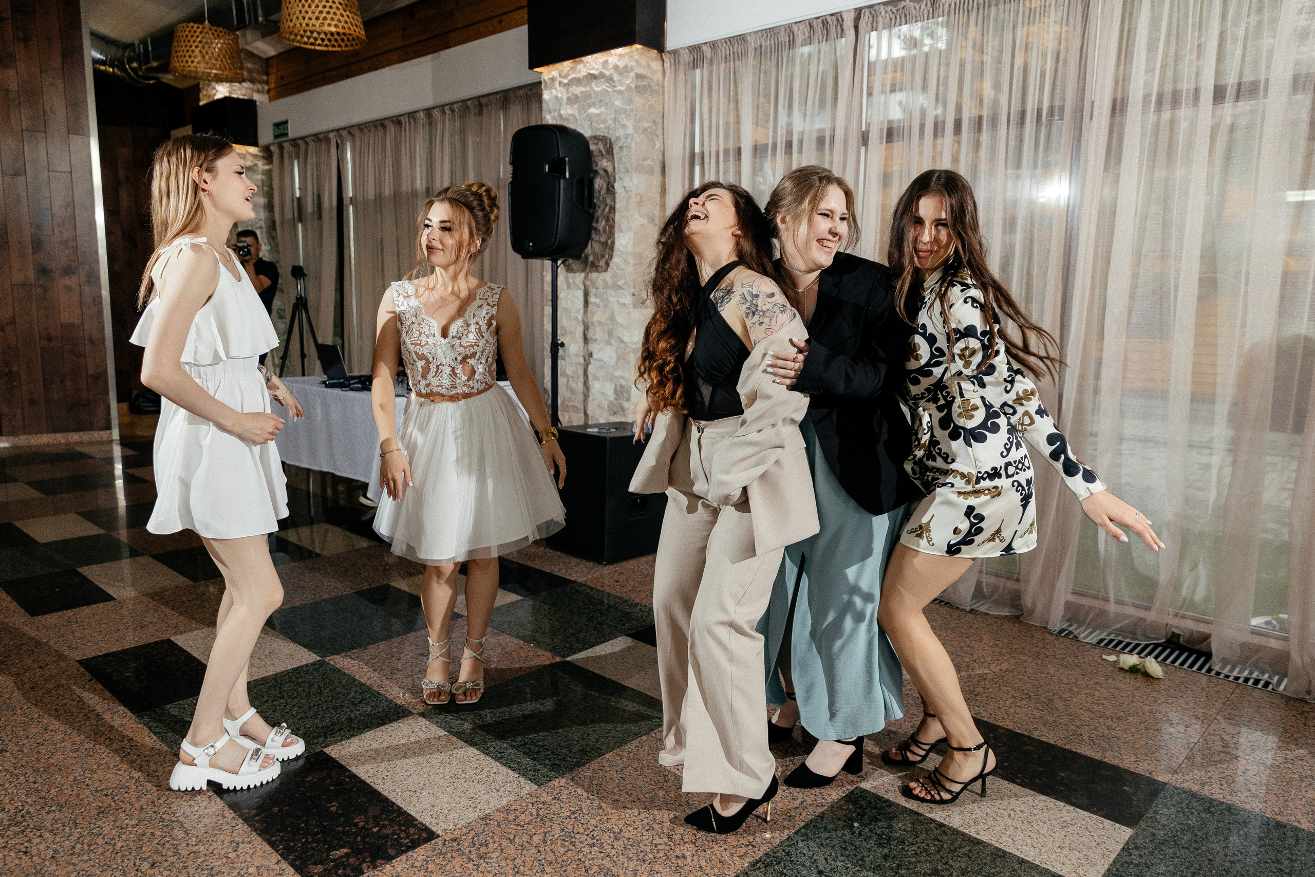 Элина и Артем. Свадебный и репортажный фотограф Евгений Петров