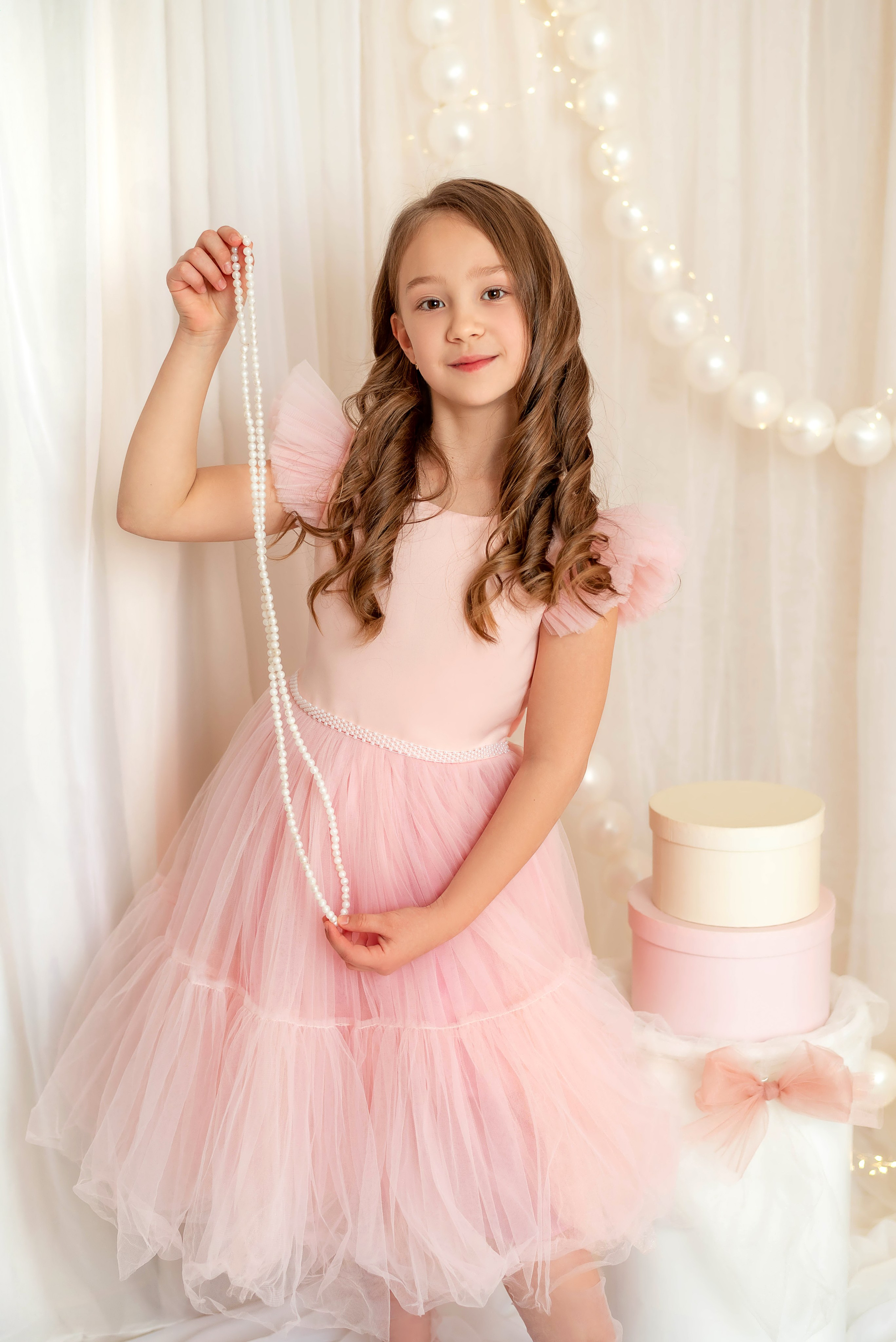 София и Есения — тюльпаны. Семейный и детский фотограф Наталья Горда