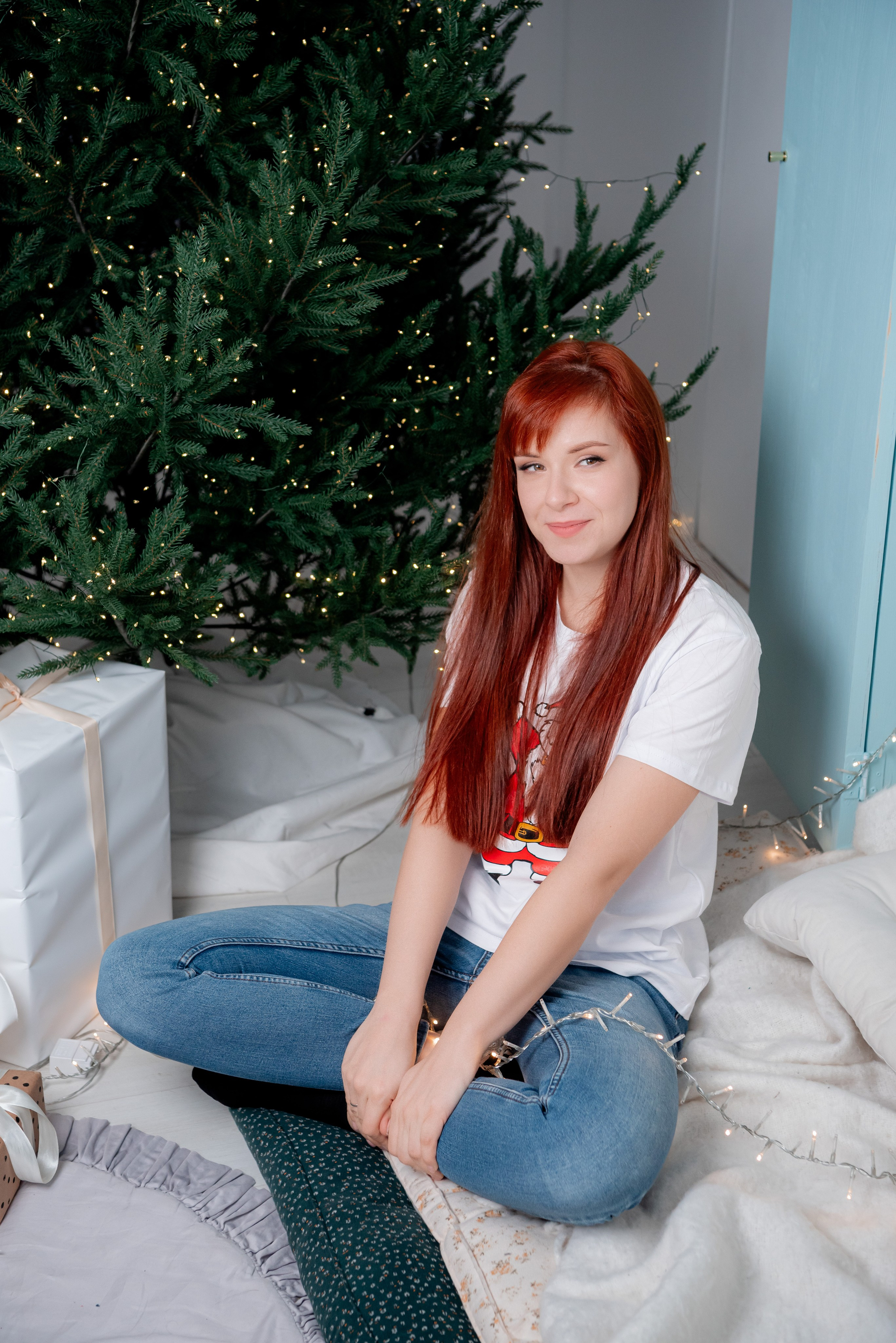 Новогодняя семейная фотосессия. Студия Скандибек. Фотограф в Волгограде и Волжском Александр Горбань