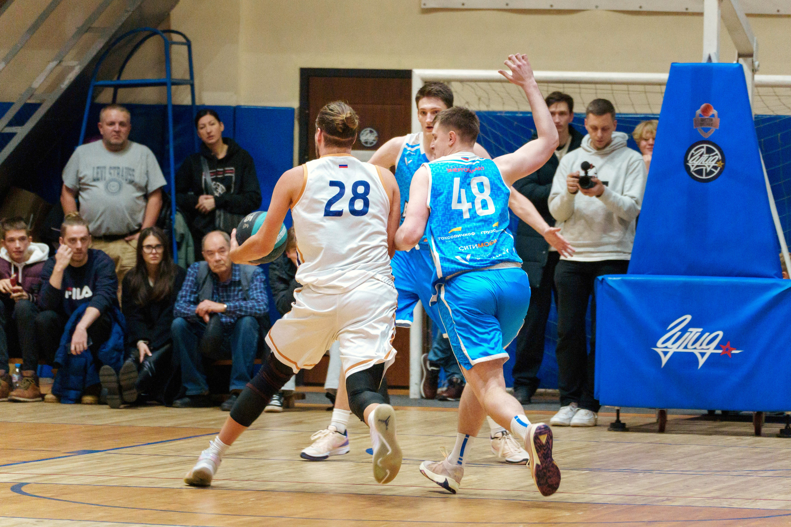 Баскетбол ГУТИД и ВОЕНМЕХ. Фотограф в Санкт-Петербурге Ибрагимова Алина