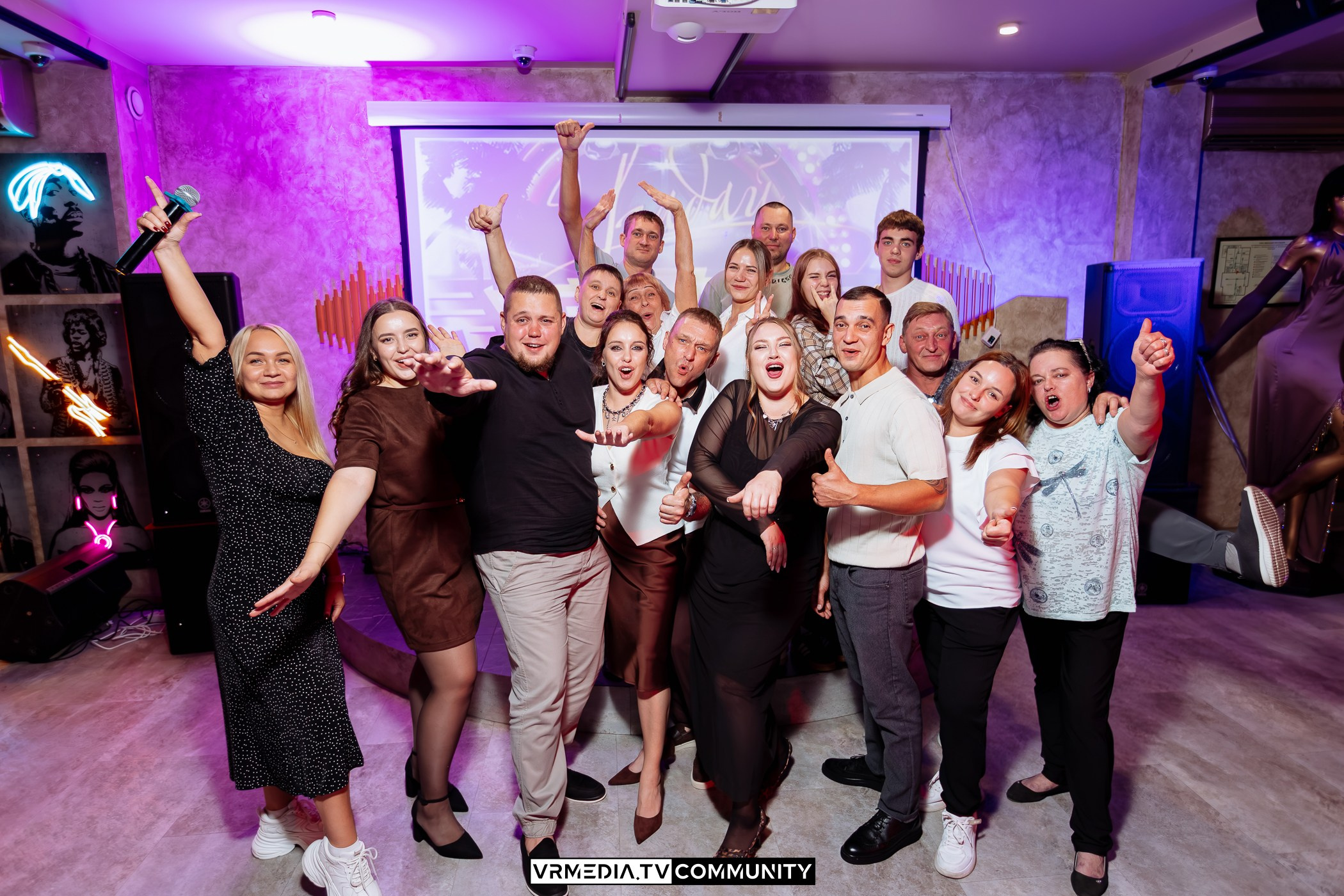 Выходные в караоке-баре «Империя»