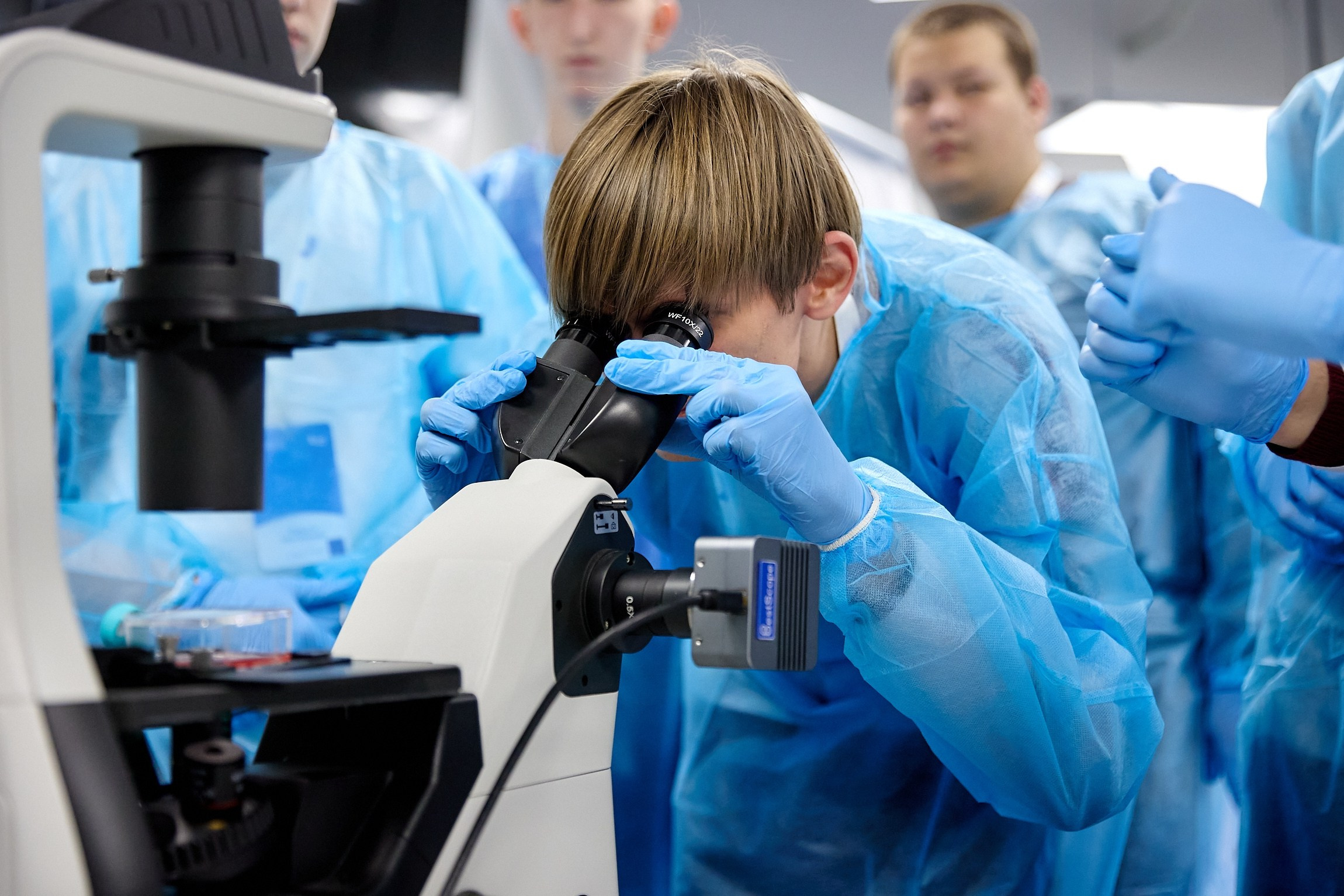 Университетские смены 2025. Репортажный и студийный фотограф во Владивостоке Дударева Софья