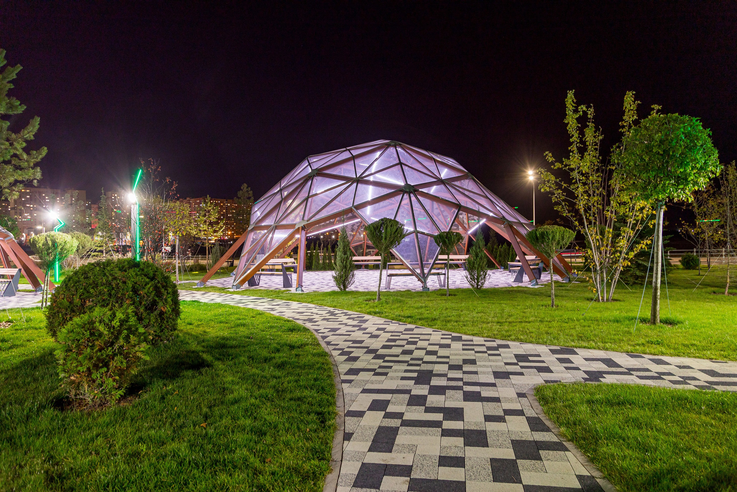 Exterior photography. Interior photographer Vitalii in Portland and Vancouver