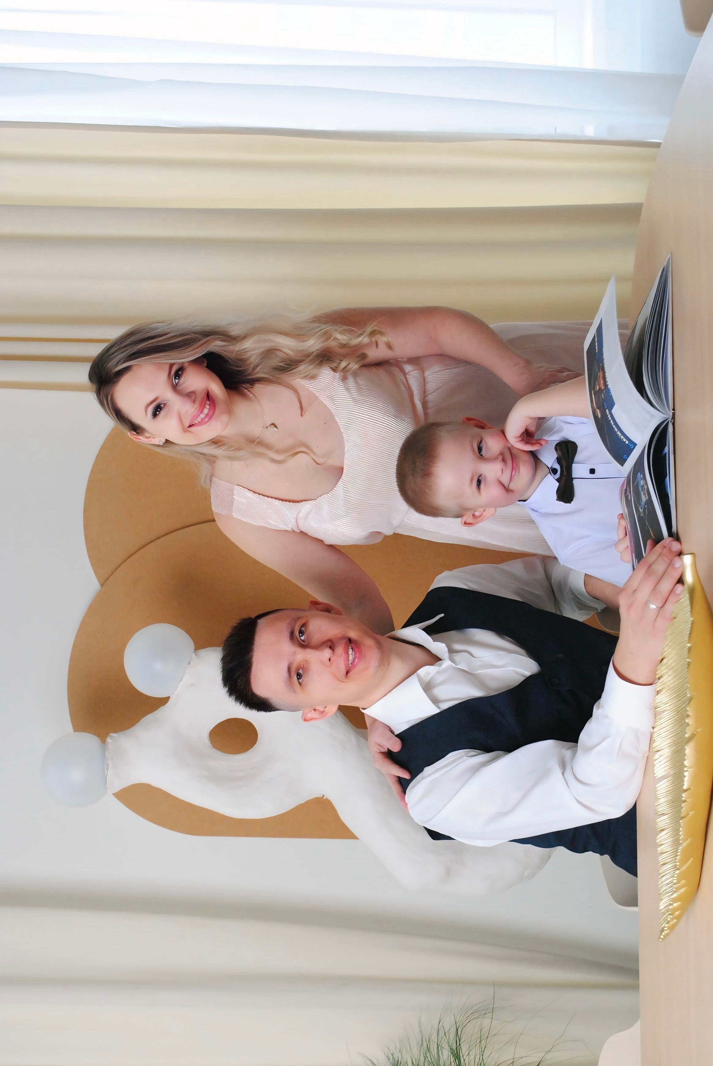 Марина и семья. Фотограф Мария Мусаелян