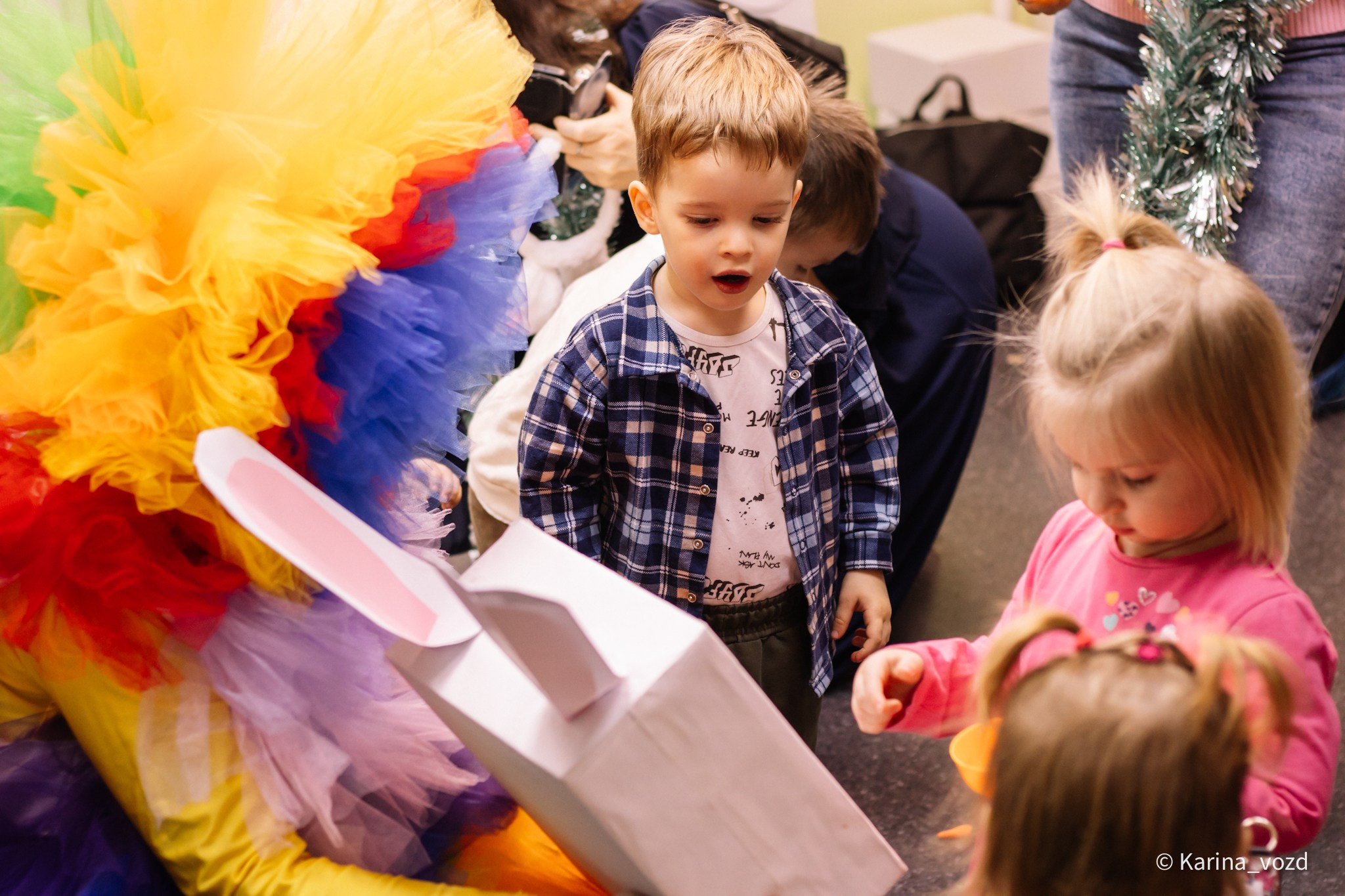Новогодняя елочка для малышей в творческом бюро «Зеленая груша». Репортажный фотограф в Москве и Зеленограде Karina-vozd