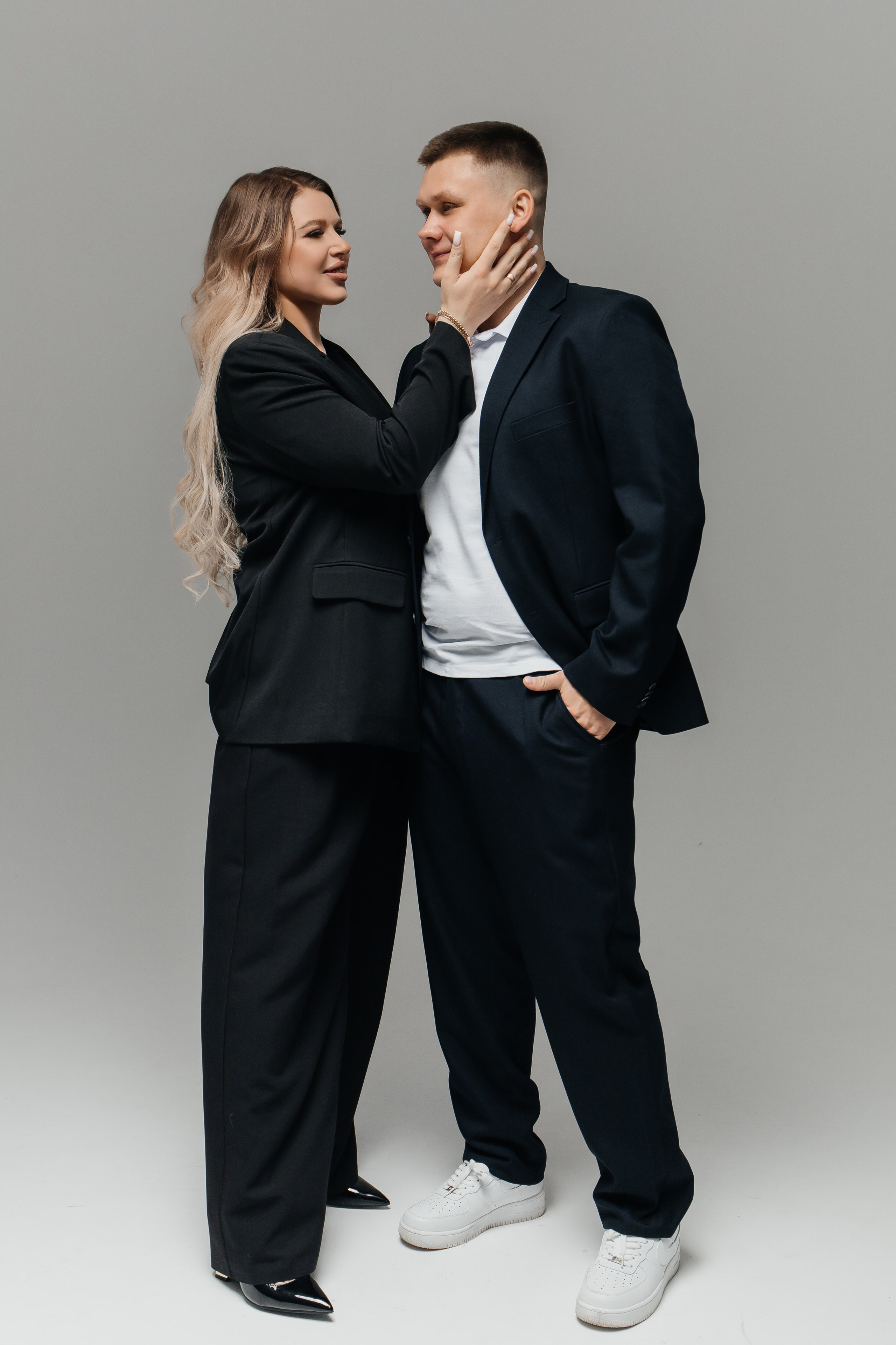 Нелли, Артем и Ева