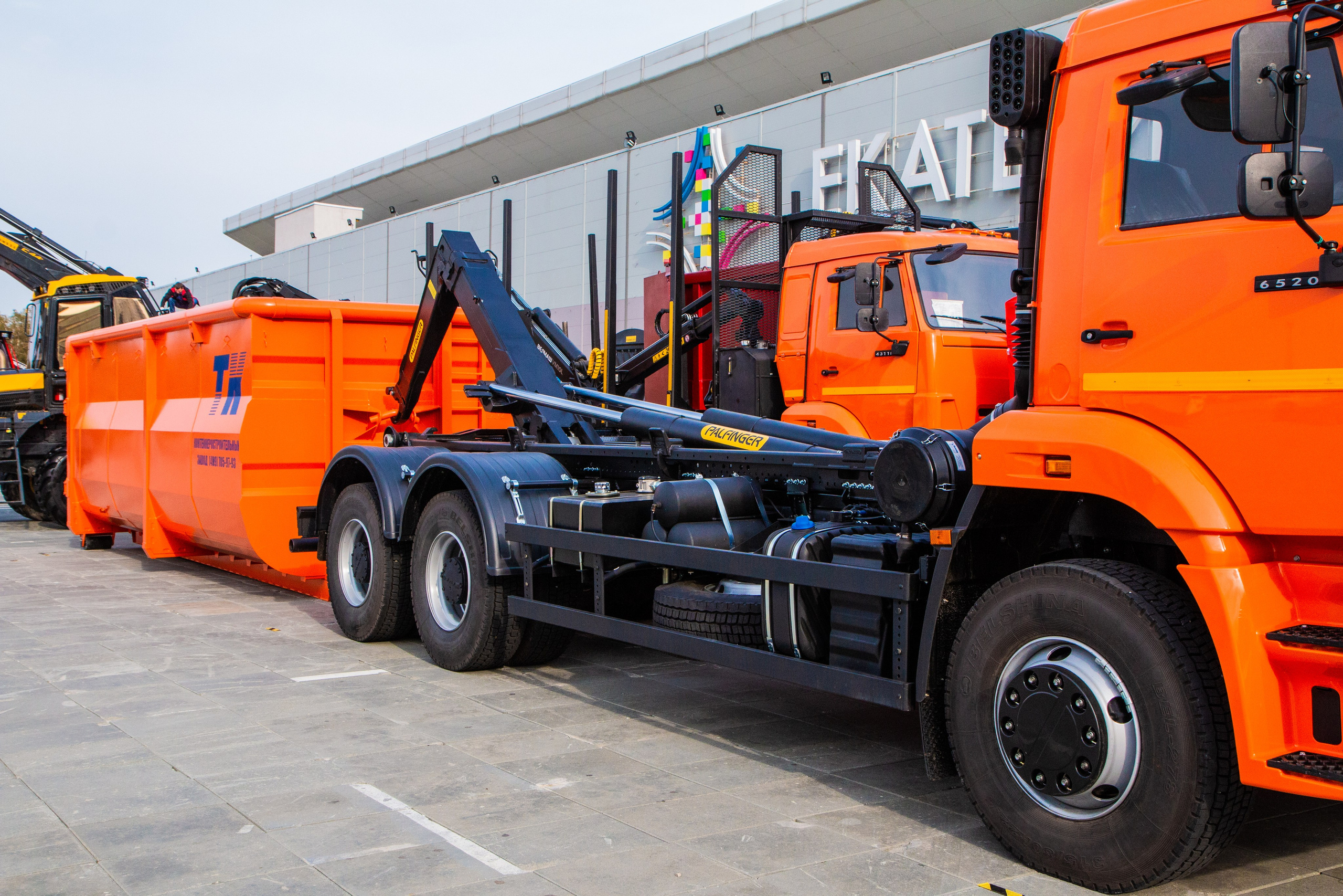 Трейд Актив Ресурс — ломовозы. Предметный и репортажный фотограф Алексей Кротов