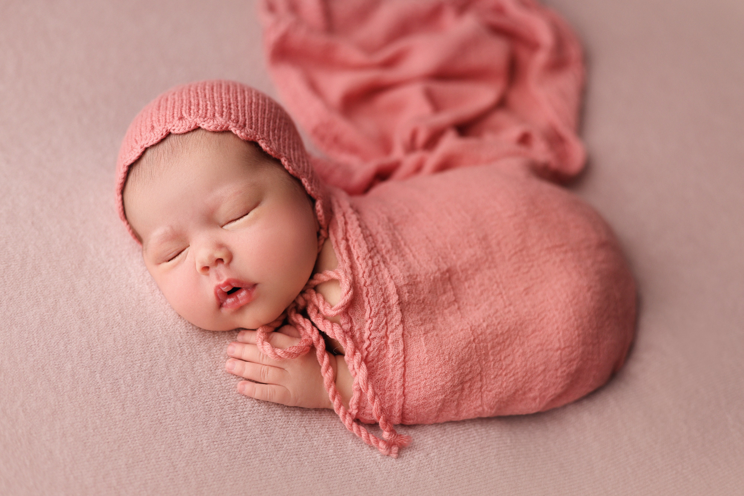 Новорожденные. Семейный фотограф и фотограф новорожденных в Санкт-Петербурге Алевтина